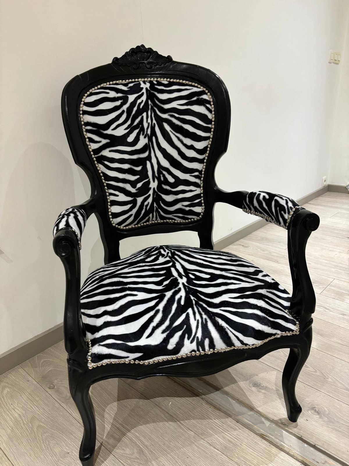 Vends fauteuil Louis-Philippe