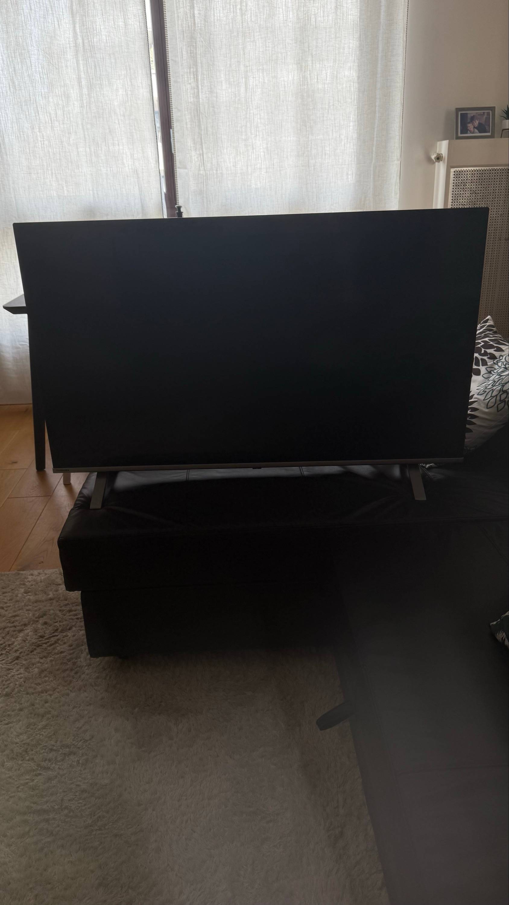 Vends TV Toshiba 50 pouces – 4K LED – très bon état