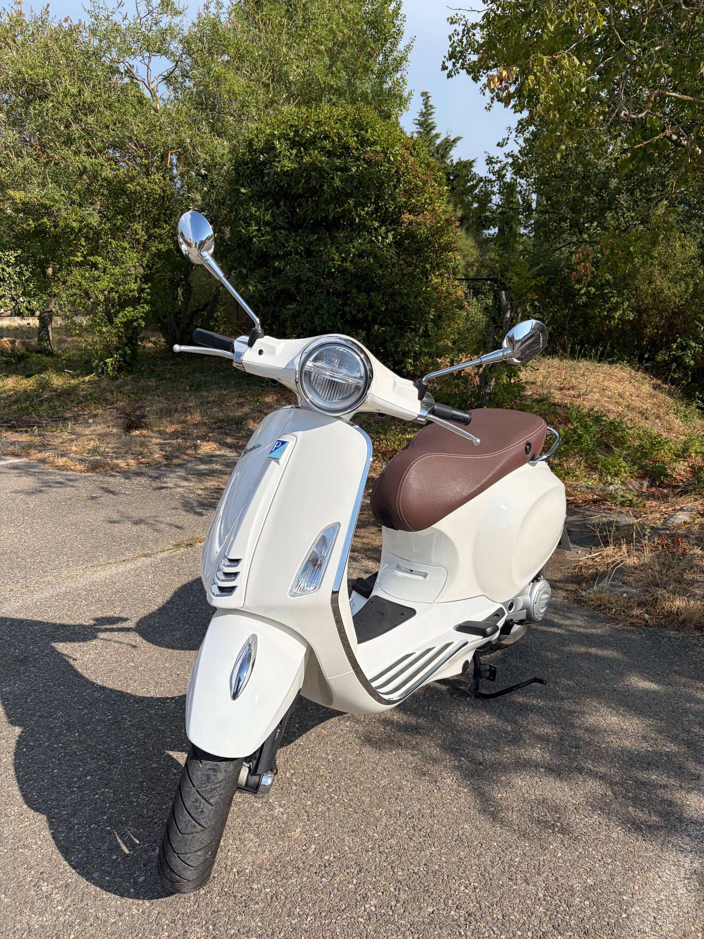 Vends Vespa Primavera, 2021, 5750km