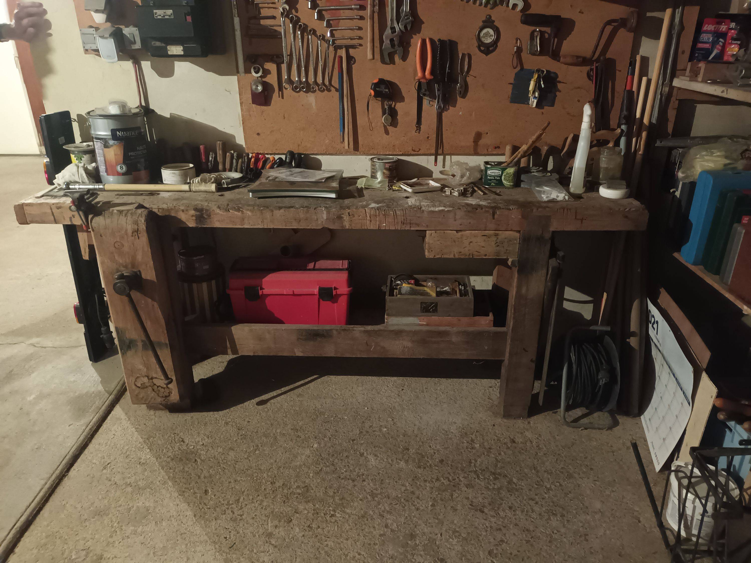 Vends établi ancien en chêne