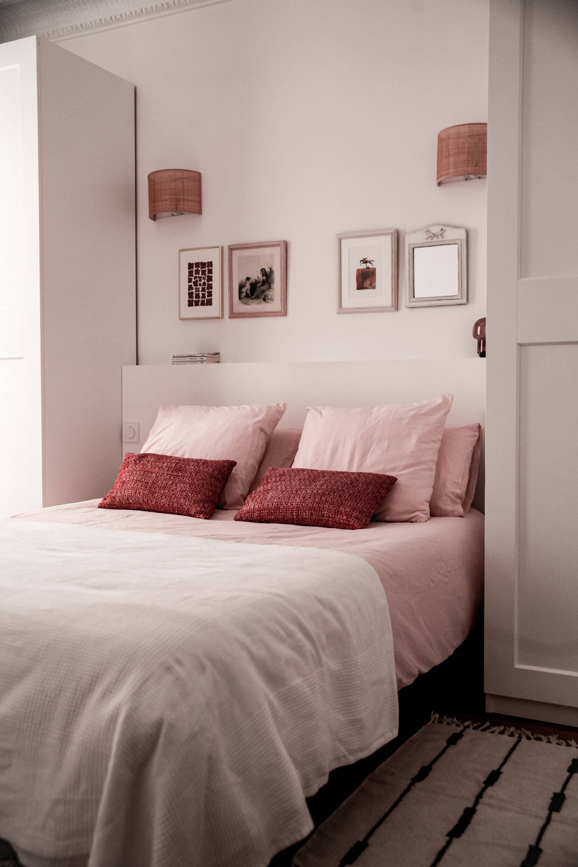 Location Aout 26 - Appart 3 pièces rénové 55m², Paris 18e Montmartre/Guy Moquet, parfait pour 3 personnes
