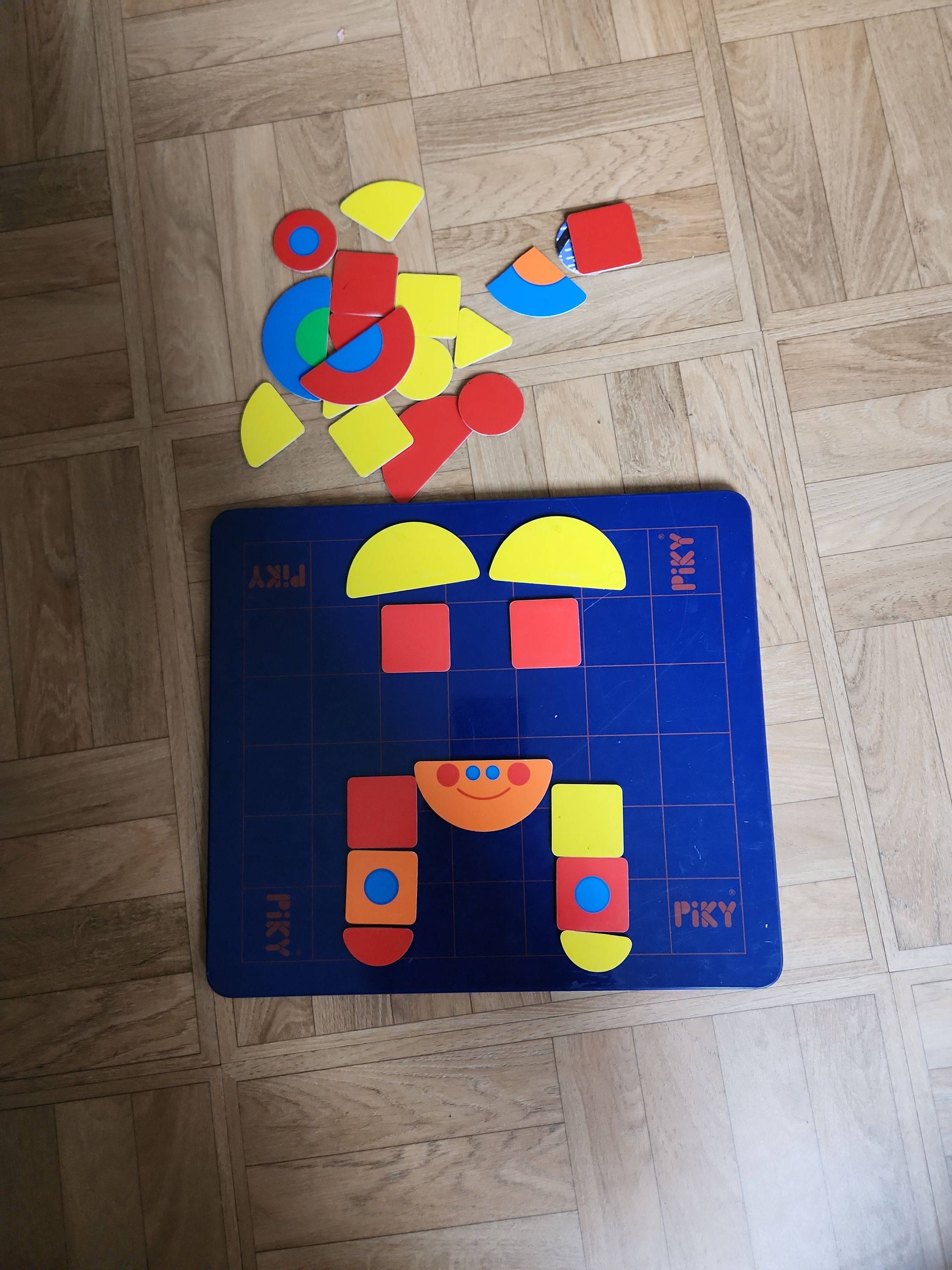 Vends jeux d’éveil avec aimants