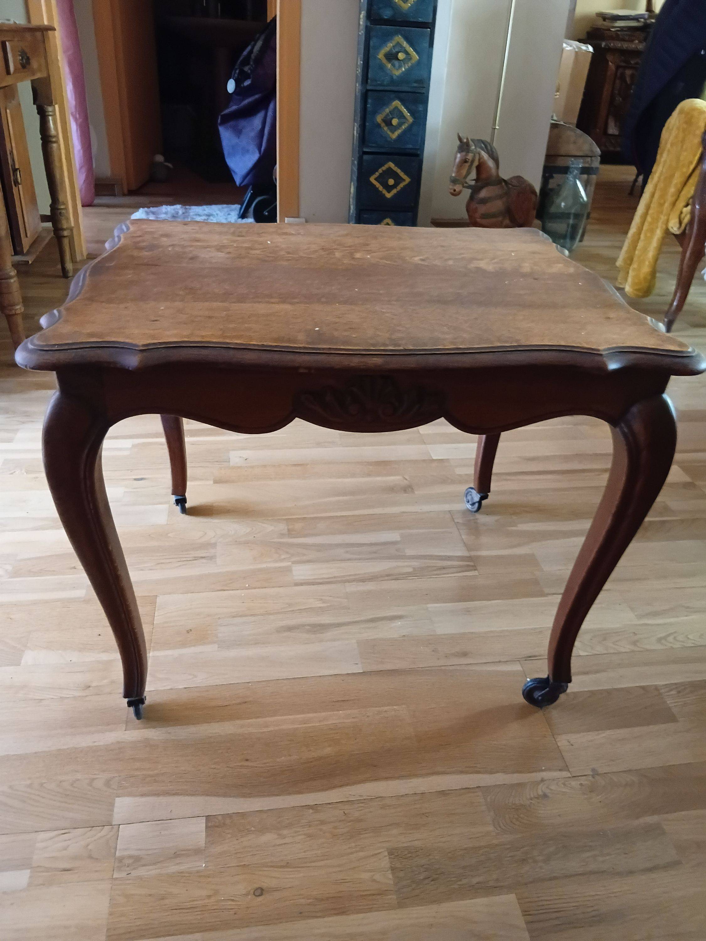 Vends petite table rustique