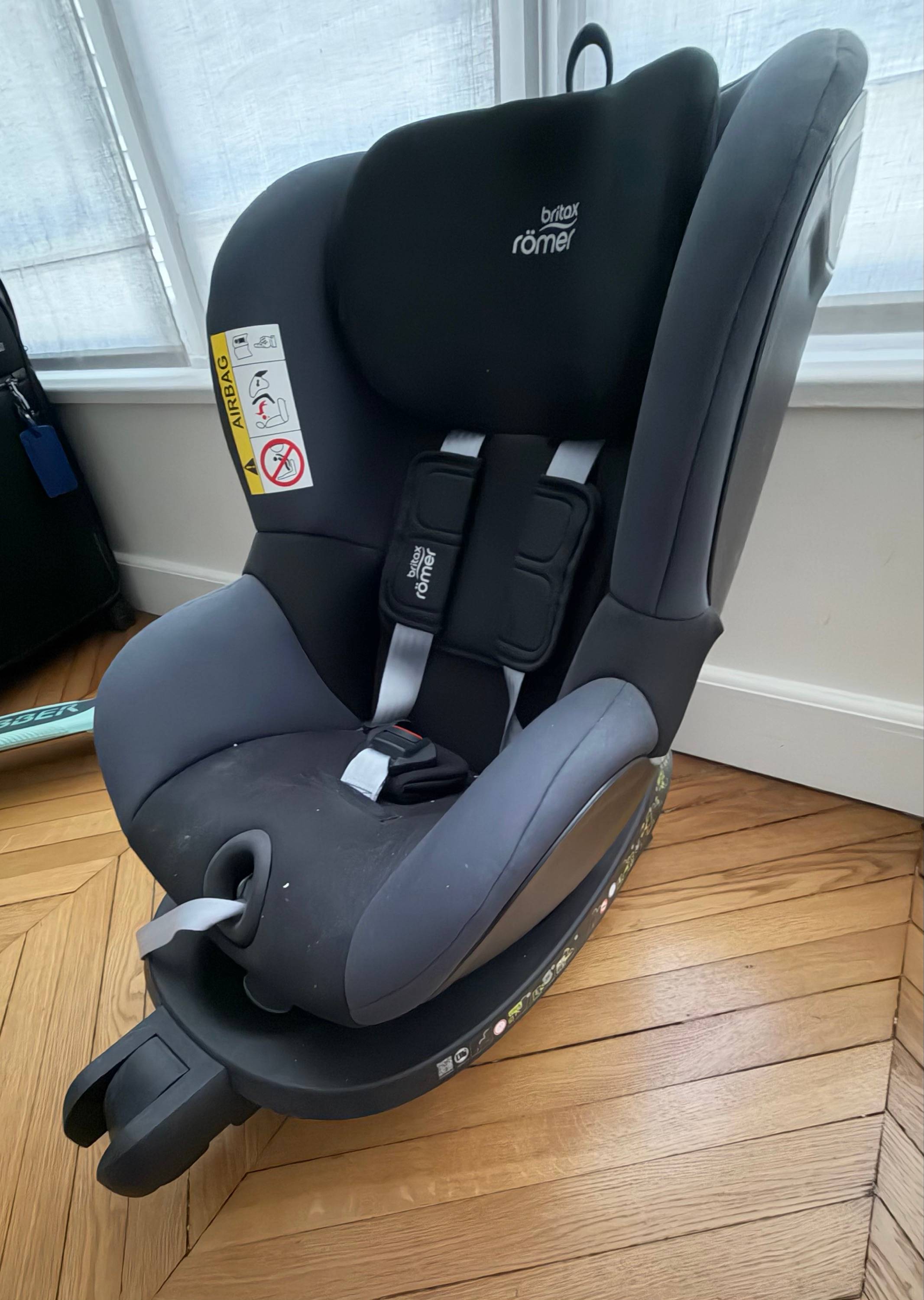 Vends siège auto Britax Römer état quasi-neuf