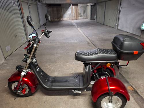 Vends scooter électrique 3 roues, 2023, 360km