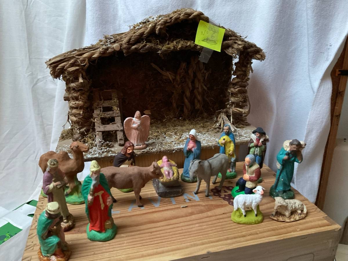 Creche Ancenne d’occason | Plus que 2 à -65