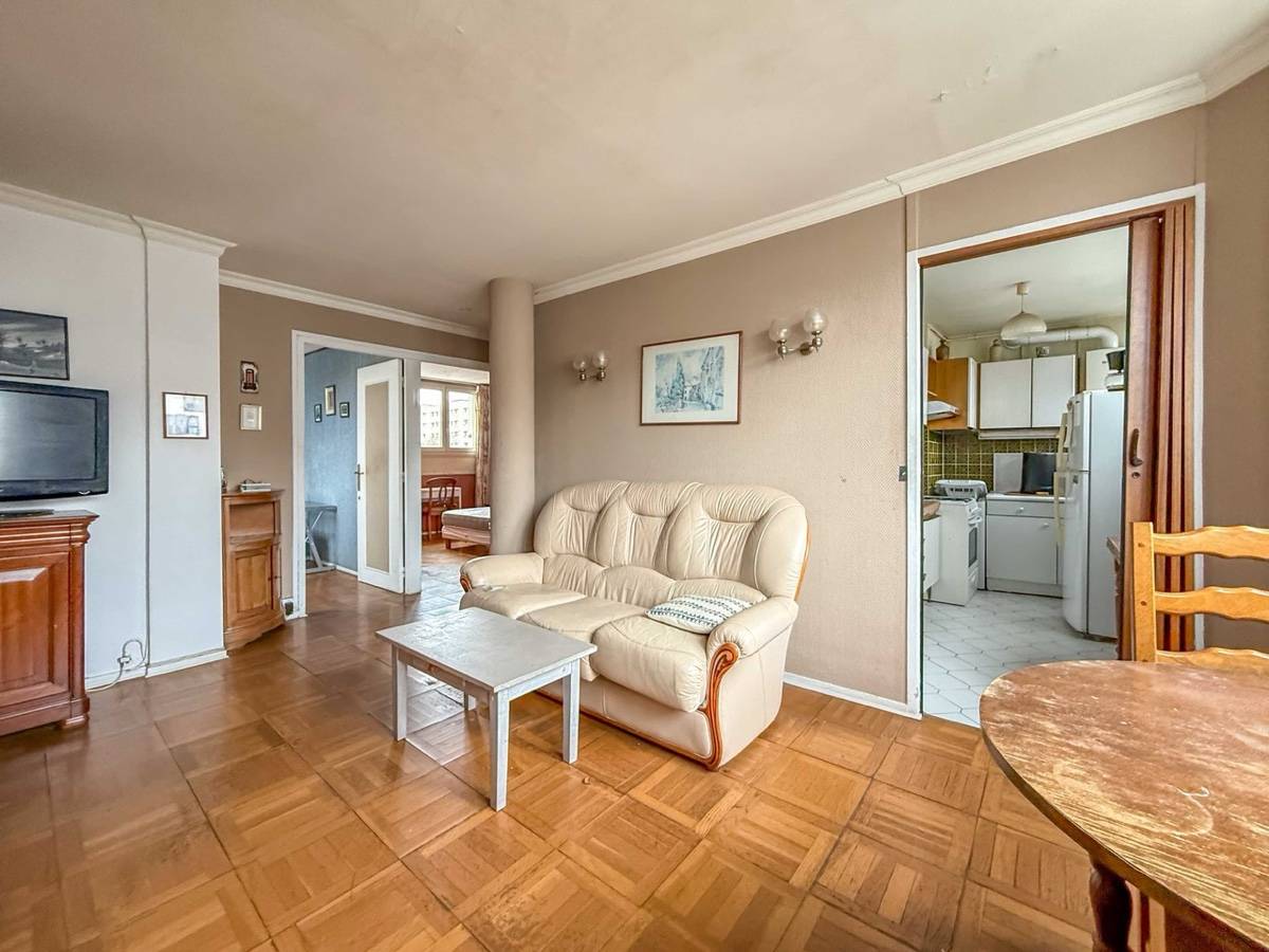 Loue chambre dans un appartement pour colocation - 52m² - Saint-Denis (93)