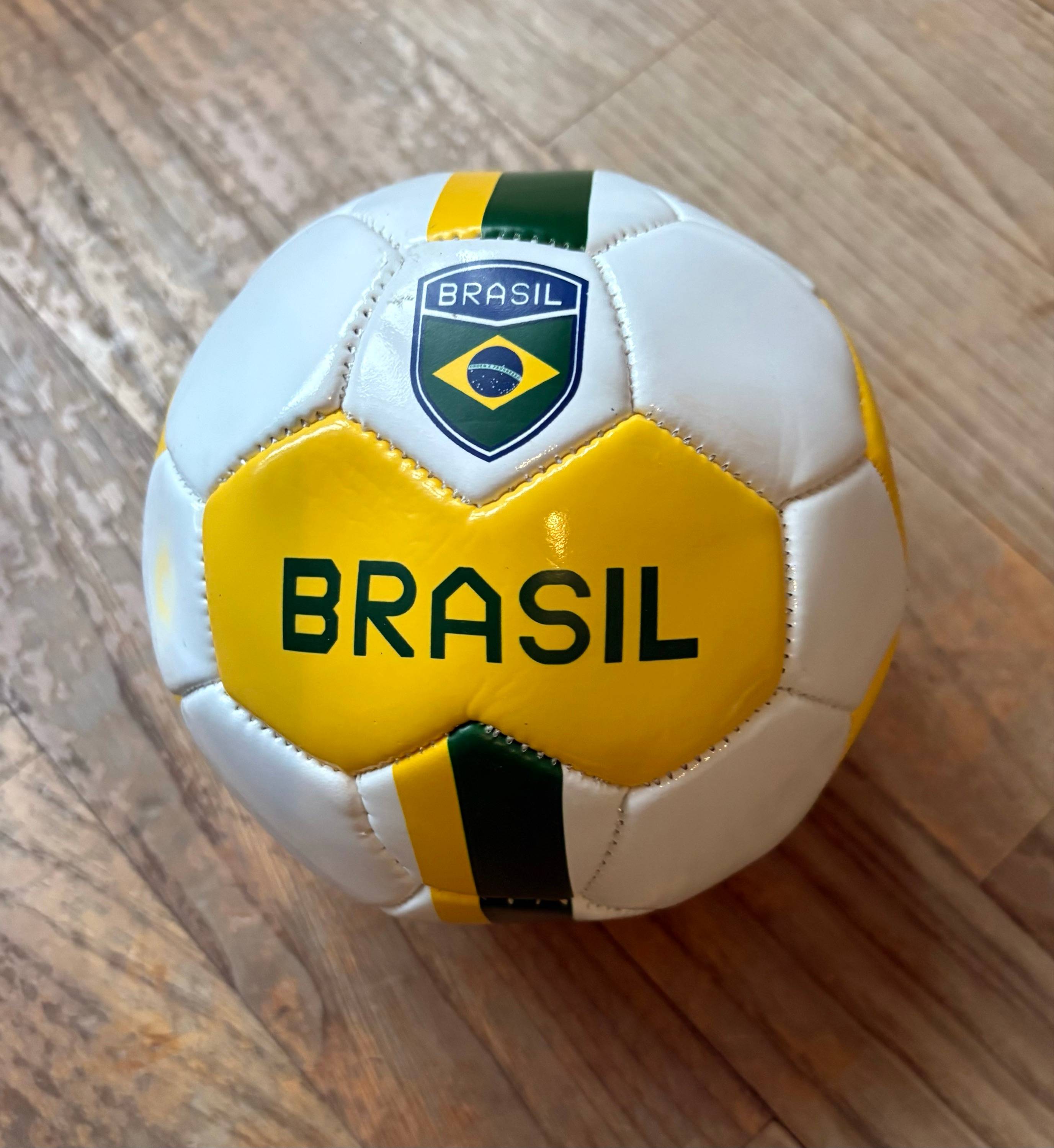Vends ballon de football officiel Brésil taille 2