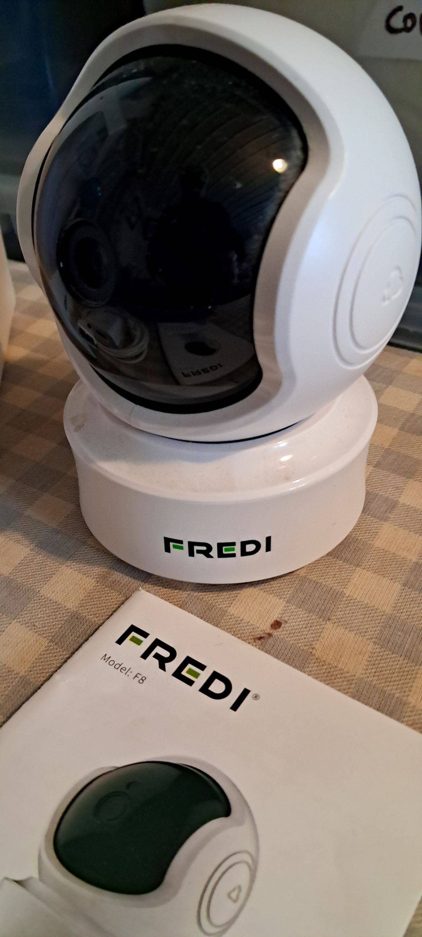 Vends caméra de surveillance rotative