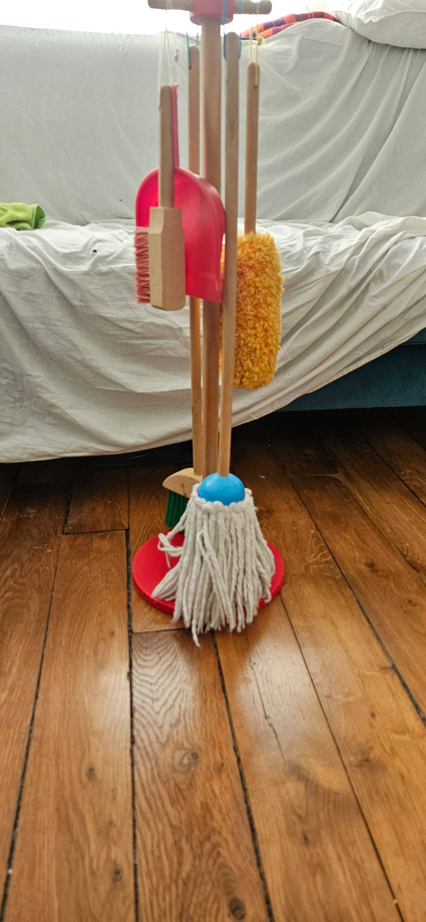 Vends set de balais pour enfants