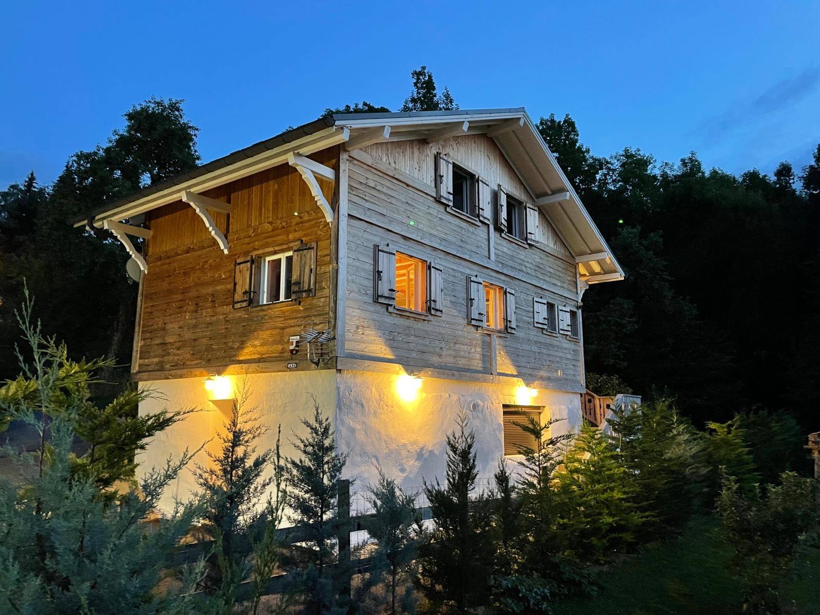 Loue chalet familial 120m² - 8 couchages - tout confort - Domaine Grand Massif (Arâches-la-Frasse)
