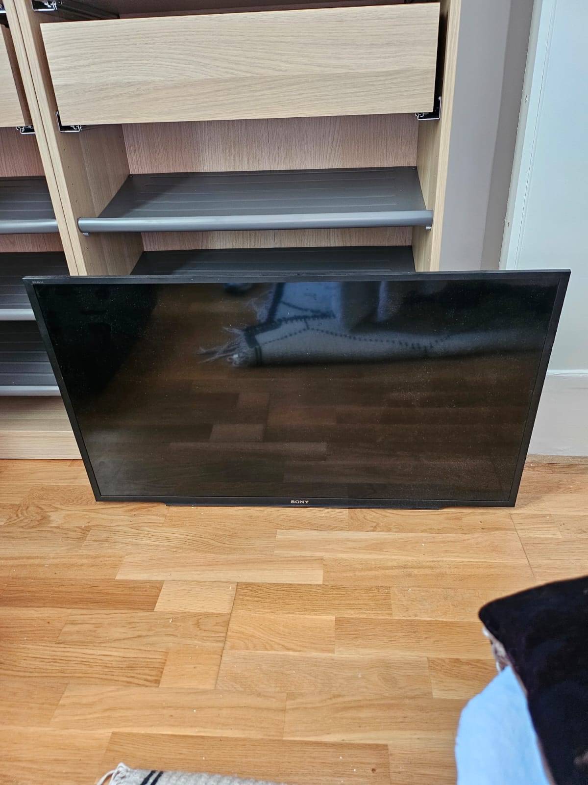 Vends télévision Sony modèle AKDL 40WD650