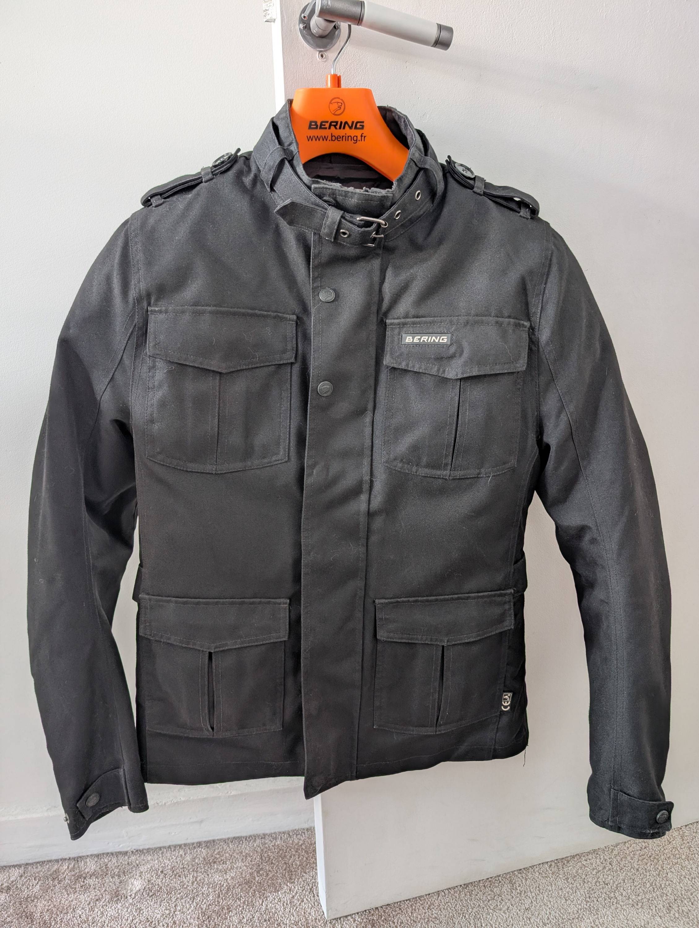 Vends veste de moto Bering