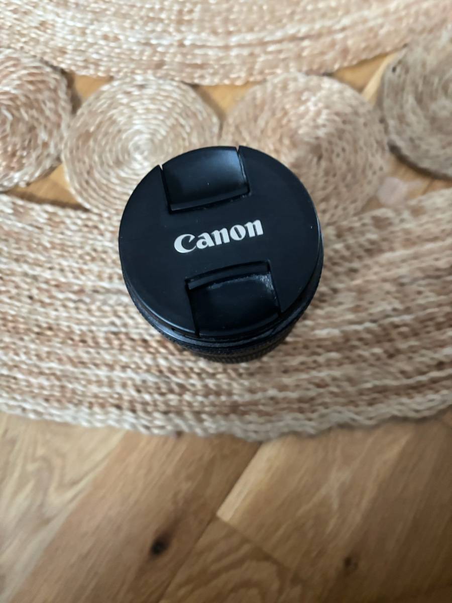 Objectif CANON EF-S 18-135mm