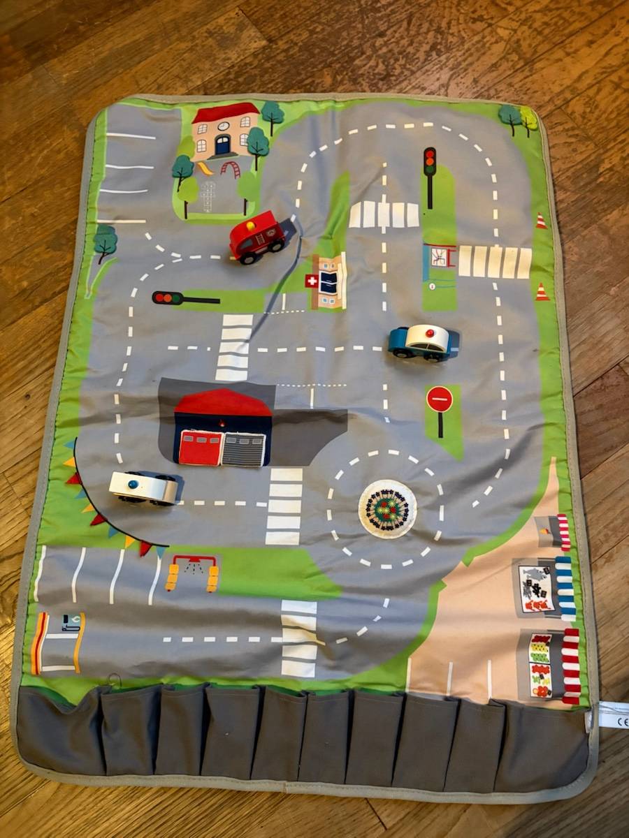 Tapis Circuit/garage pour voitures à emporter