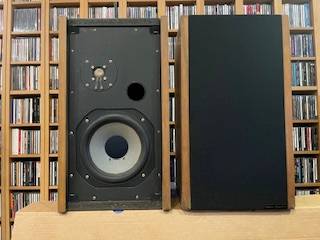 Vends paire d’enceintes HiFi bibliothèque vintage Linear Speaker