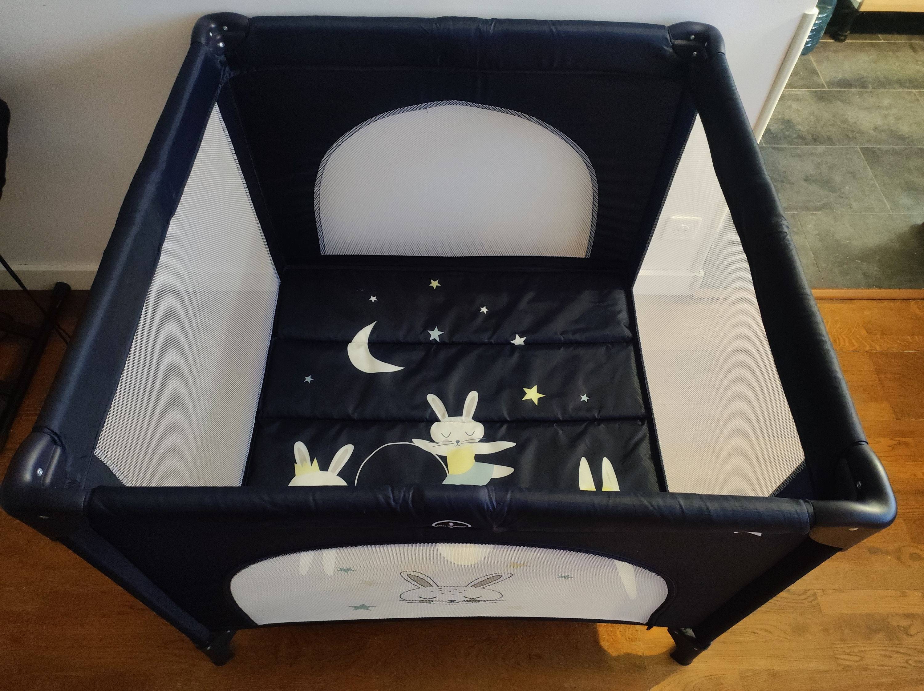 Vends parc bébé Vertbaudet en très bon état