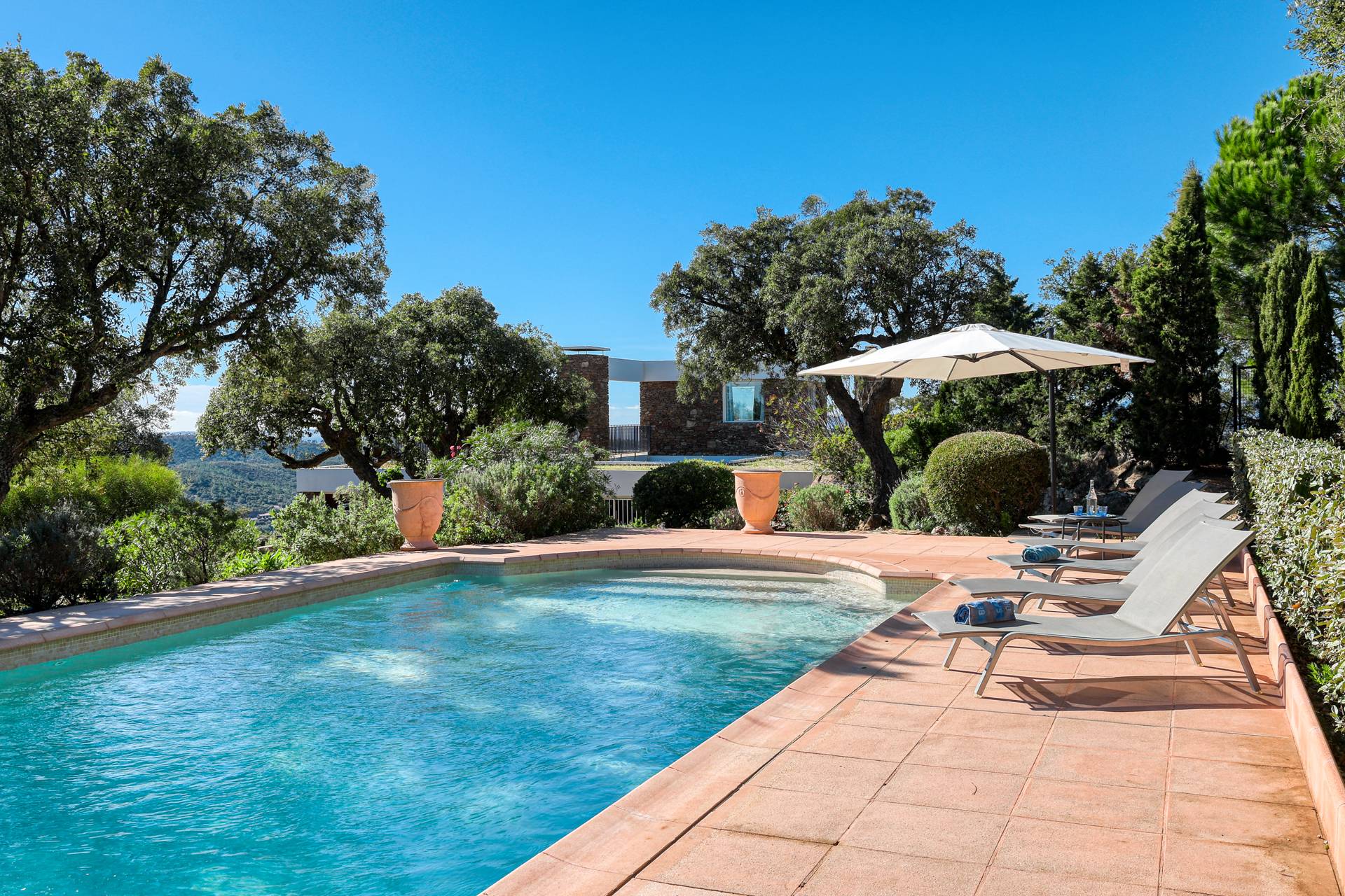 Superbe villa avec vue mer à Bormes les Mimosas - 10 couchages