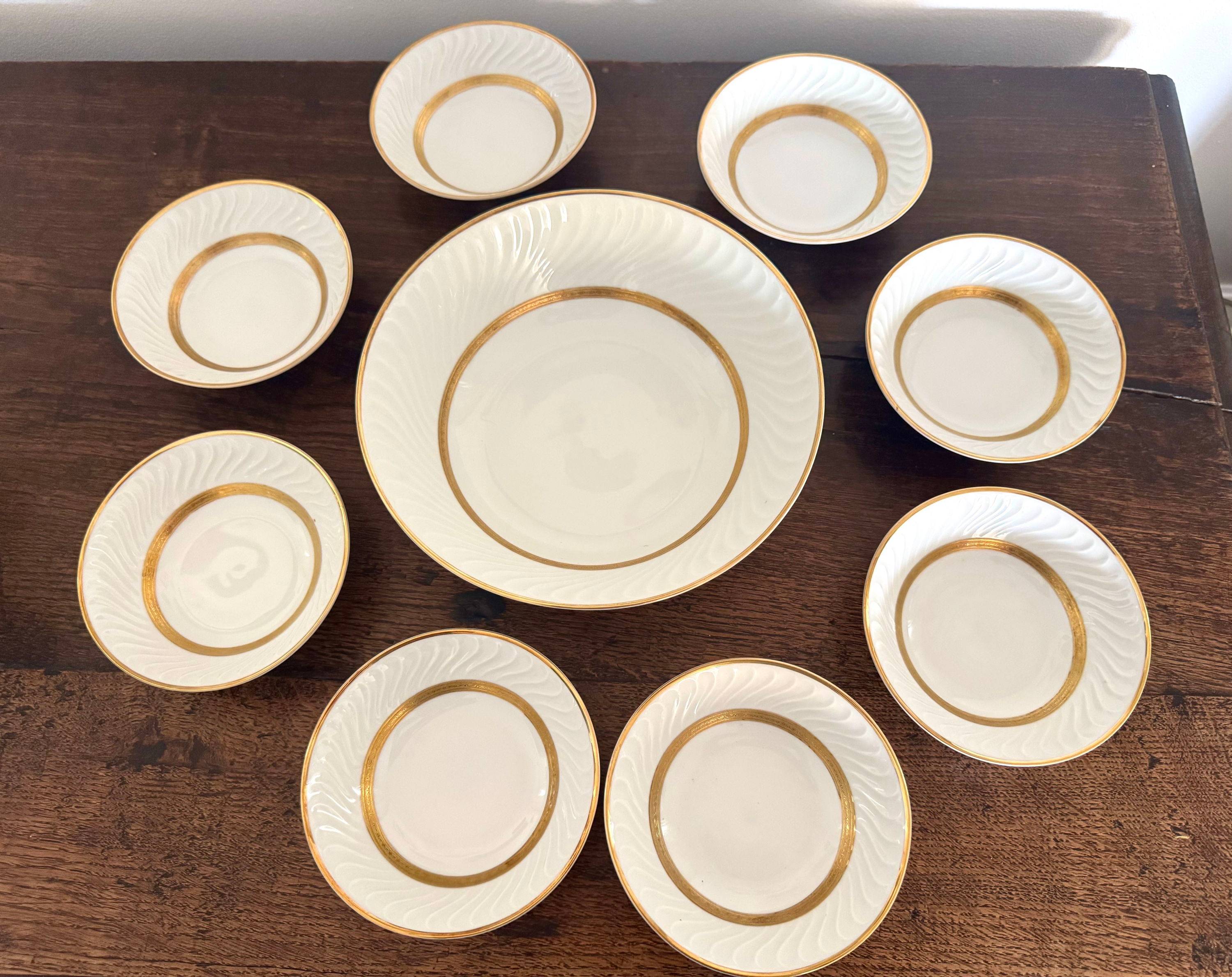 Vends service à desserts / compotiers Bareuther Waldsassen Bavaria, 8 coupelles et plat, porcelaine blanche et dorée