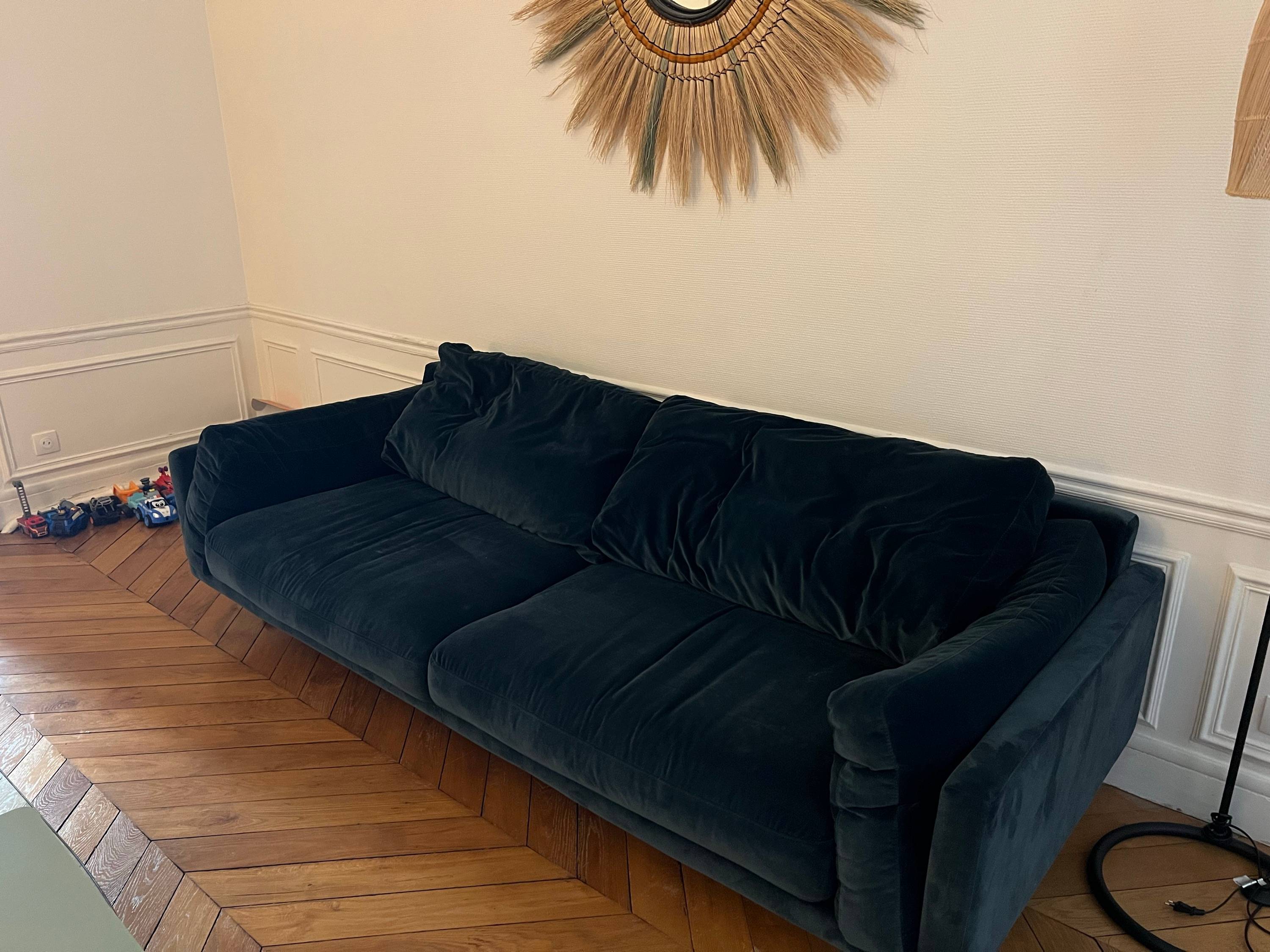 Vends canapé velours 4 places  AM.PM