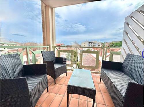 Loue appartement hyper centre, calme, avec 2 balcons - 2 couchages