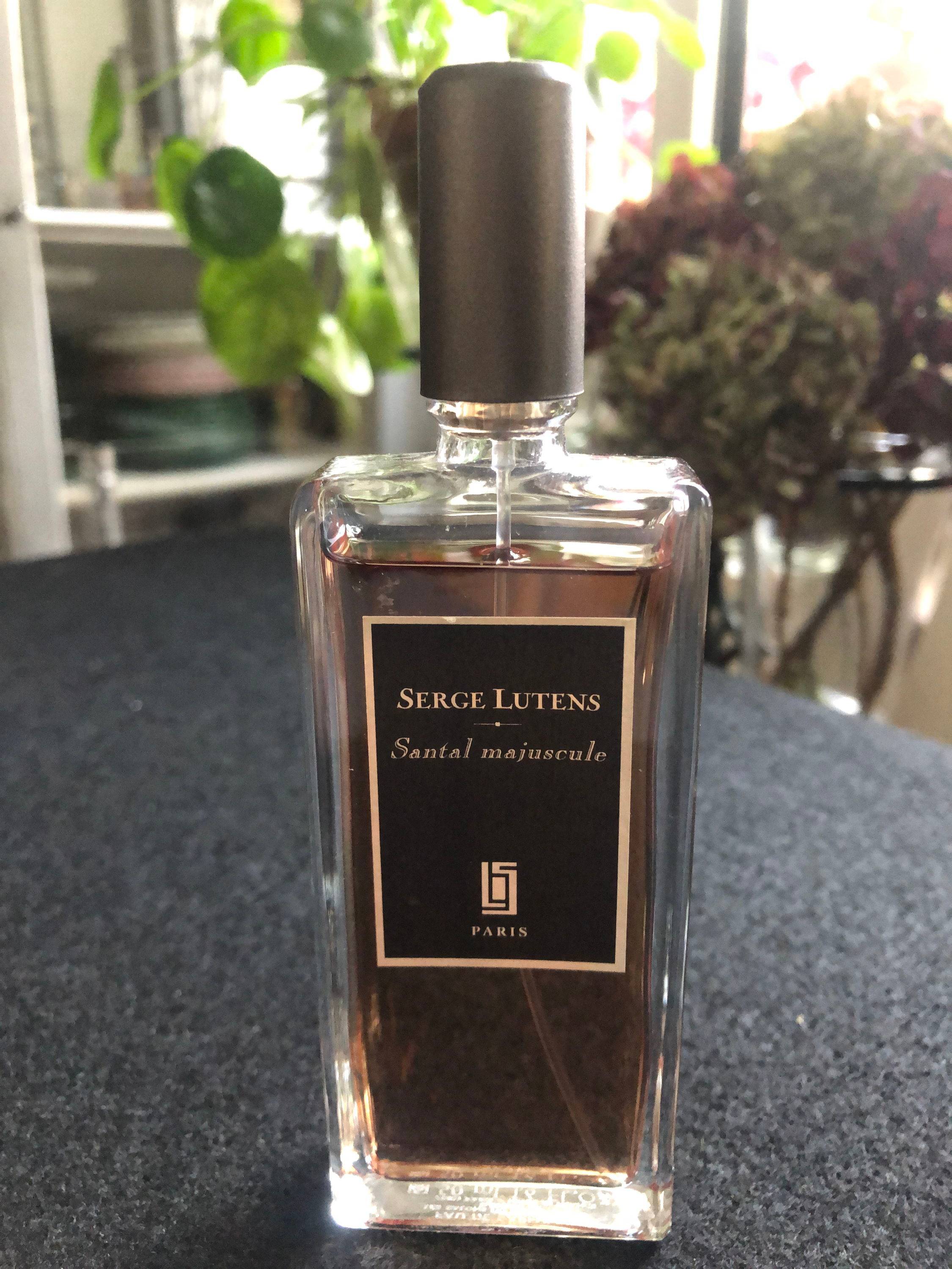Eau de parfum : "Santal majuscule" de Serge Lutens