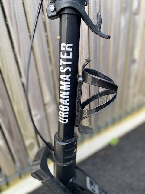 Vends trottinette non électrique, convient à partir de 10 ans et adultes