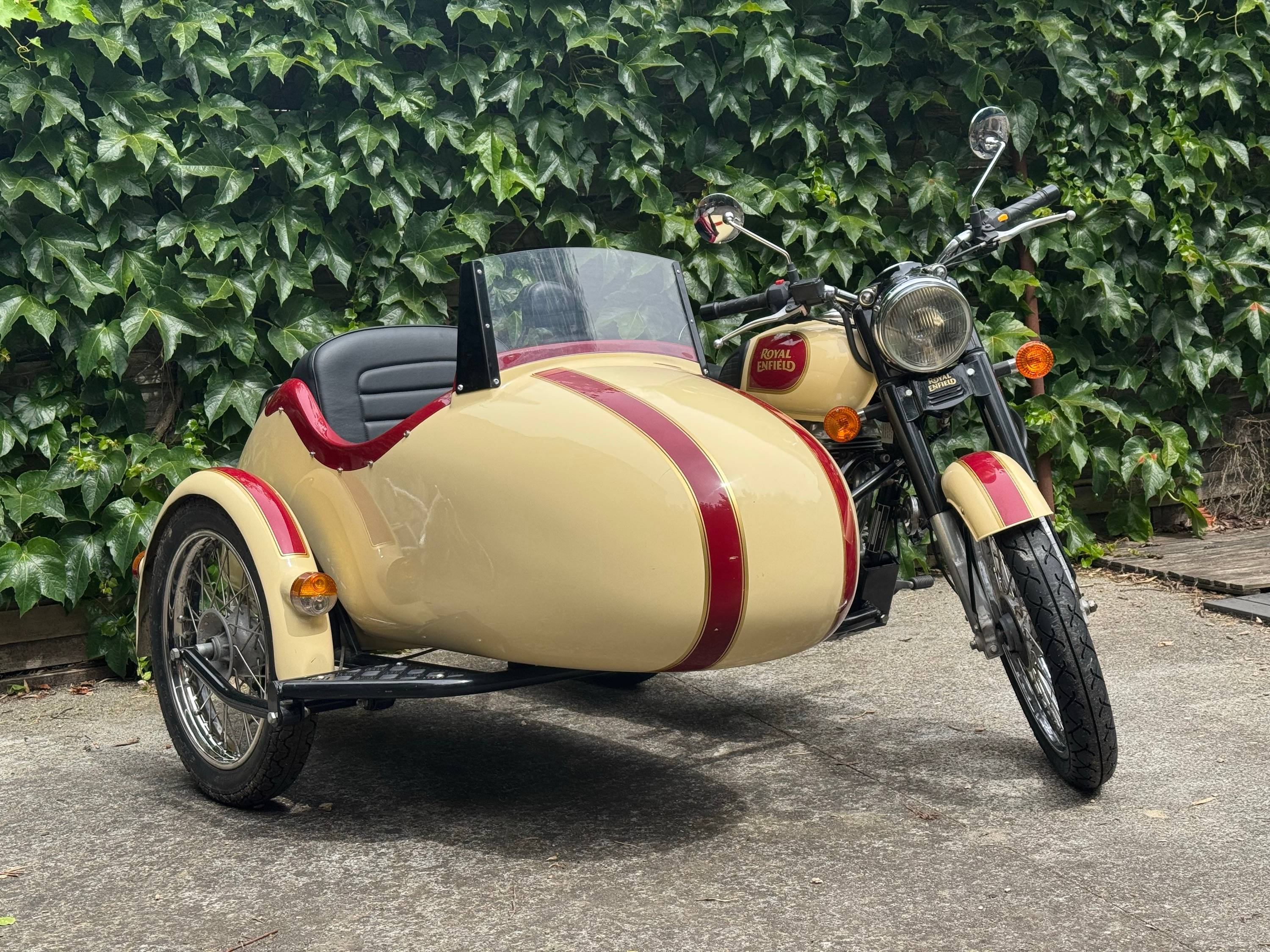 Vends Sidecar Royal Enfield, 2017, 11132km