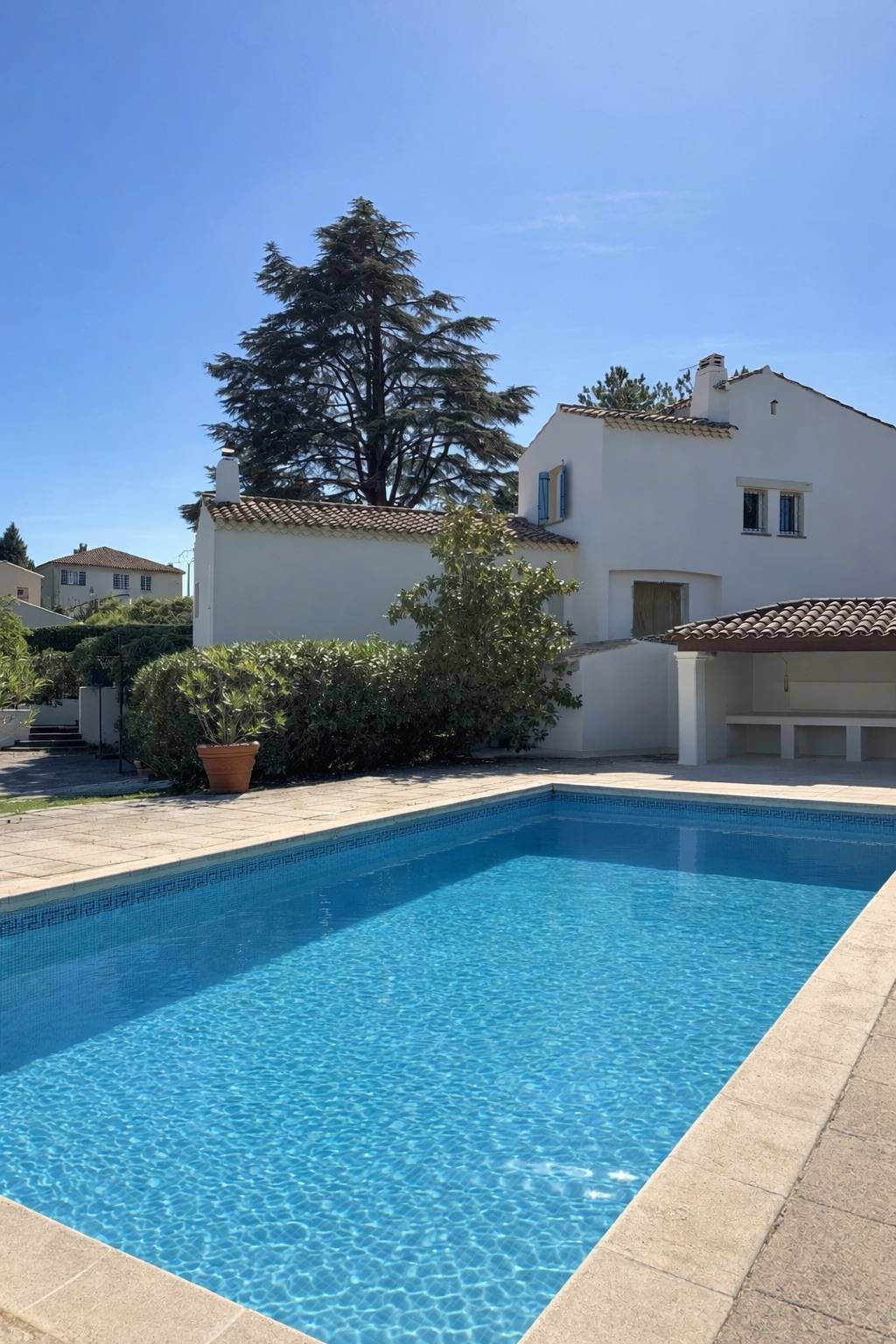 Loue villa climatisée avec grande piscine privée et jardin 2000m² - 7 couchages