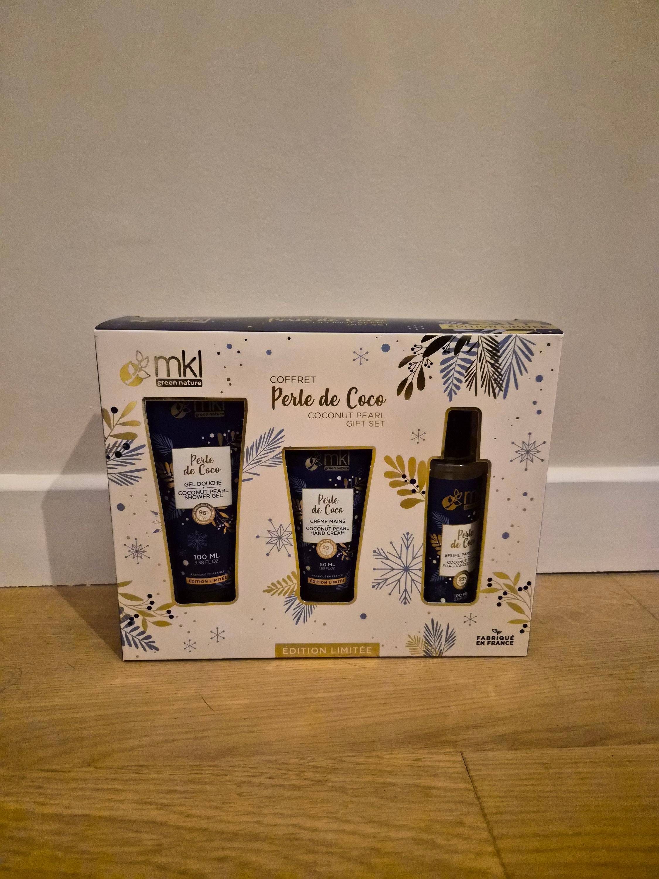 Vends un coffret beauté Mkl