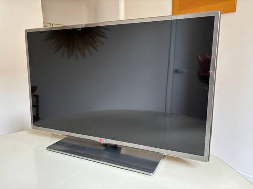 Vends téléviseur LG 73 x 47 x 23