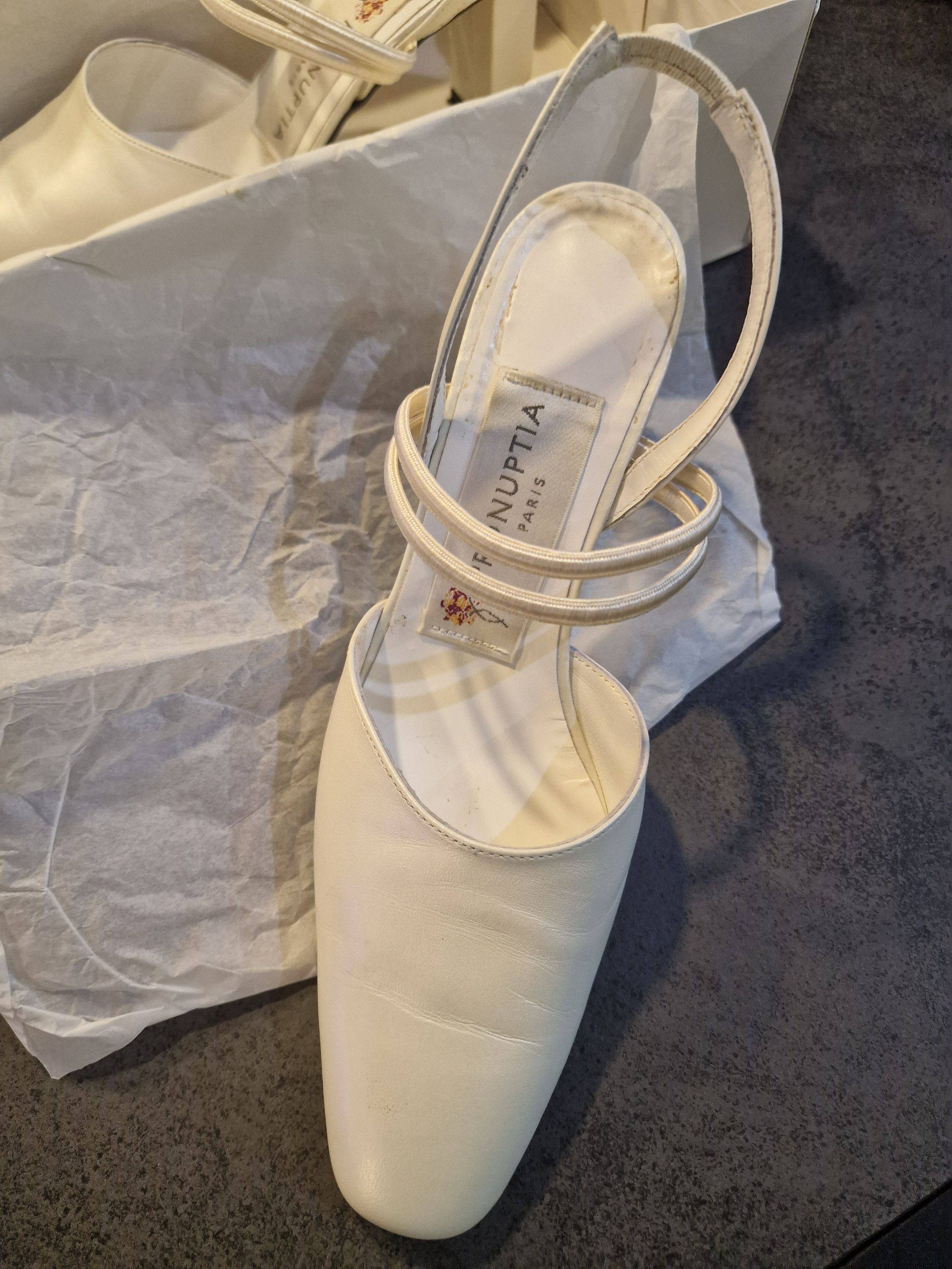 Vends chaussures de mariage Pronuptia