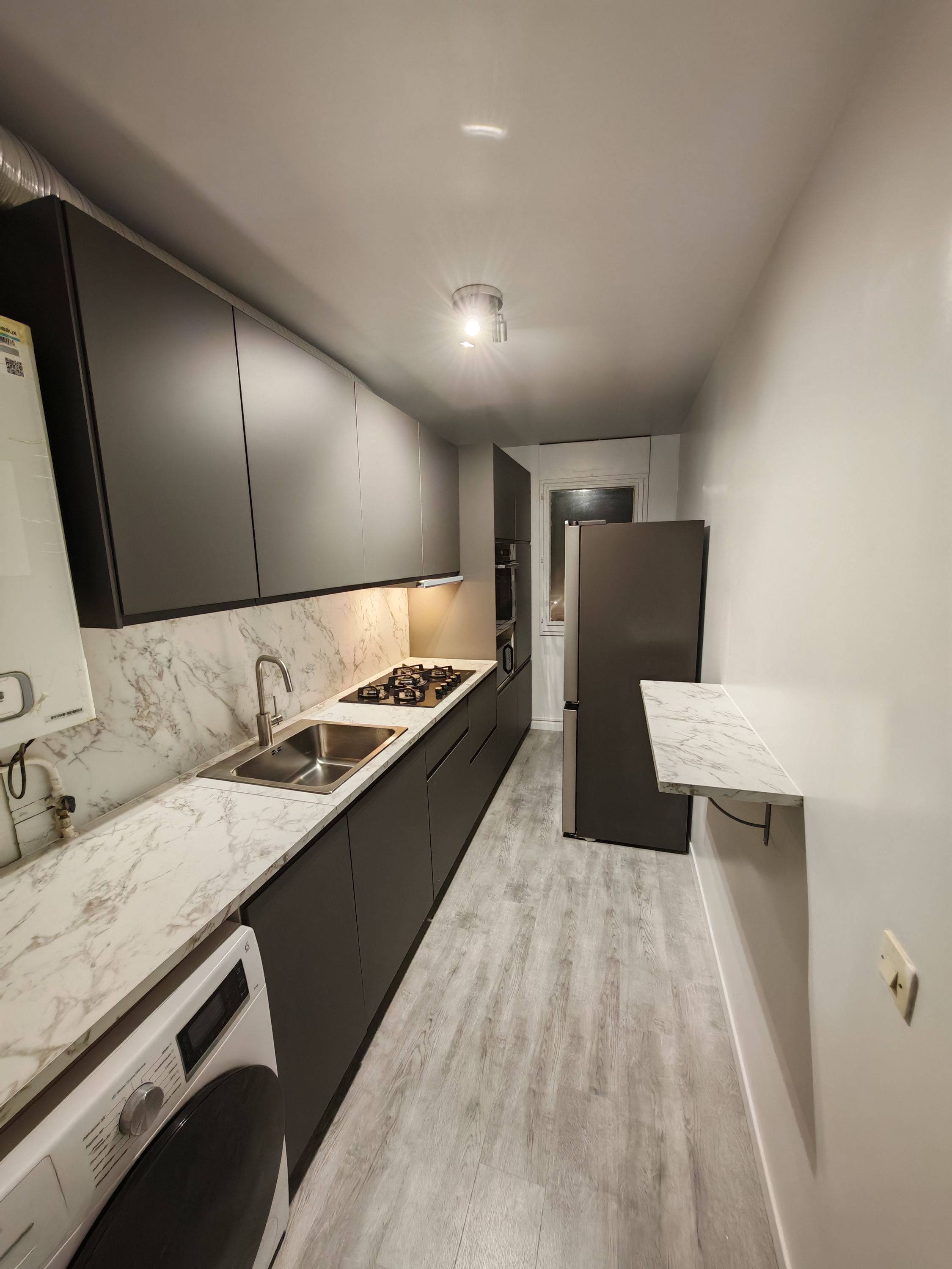 Propose mes services de montage cuisine, peinture et bricolage