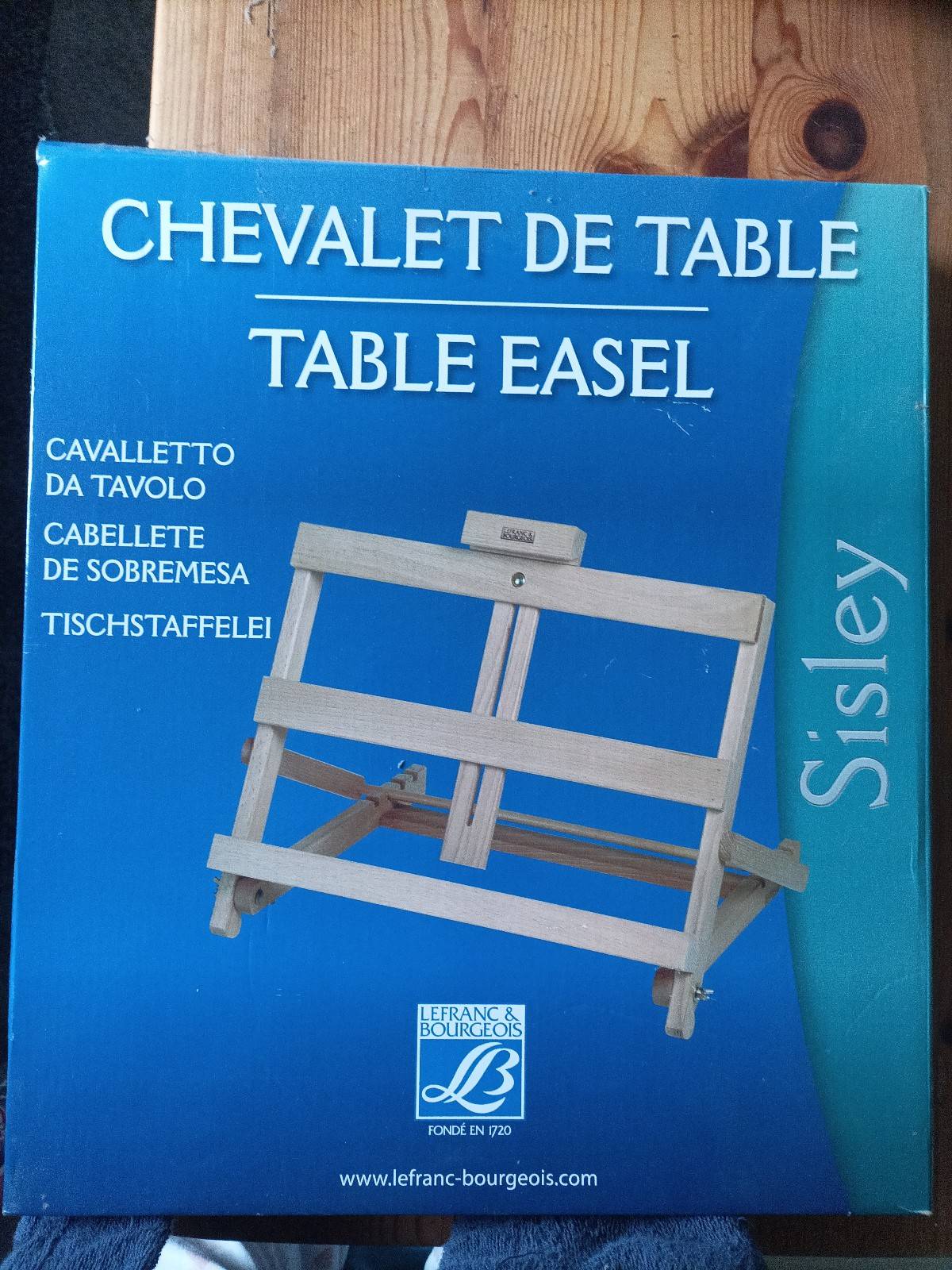 Chevalet de table neuf