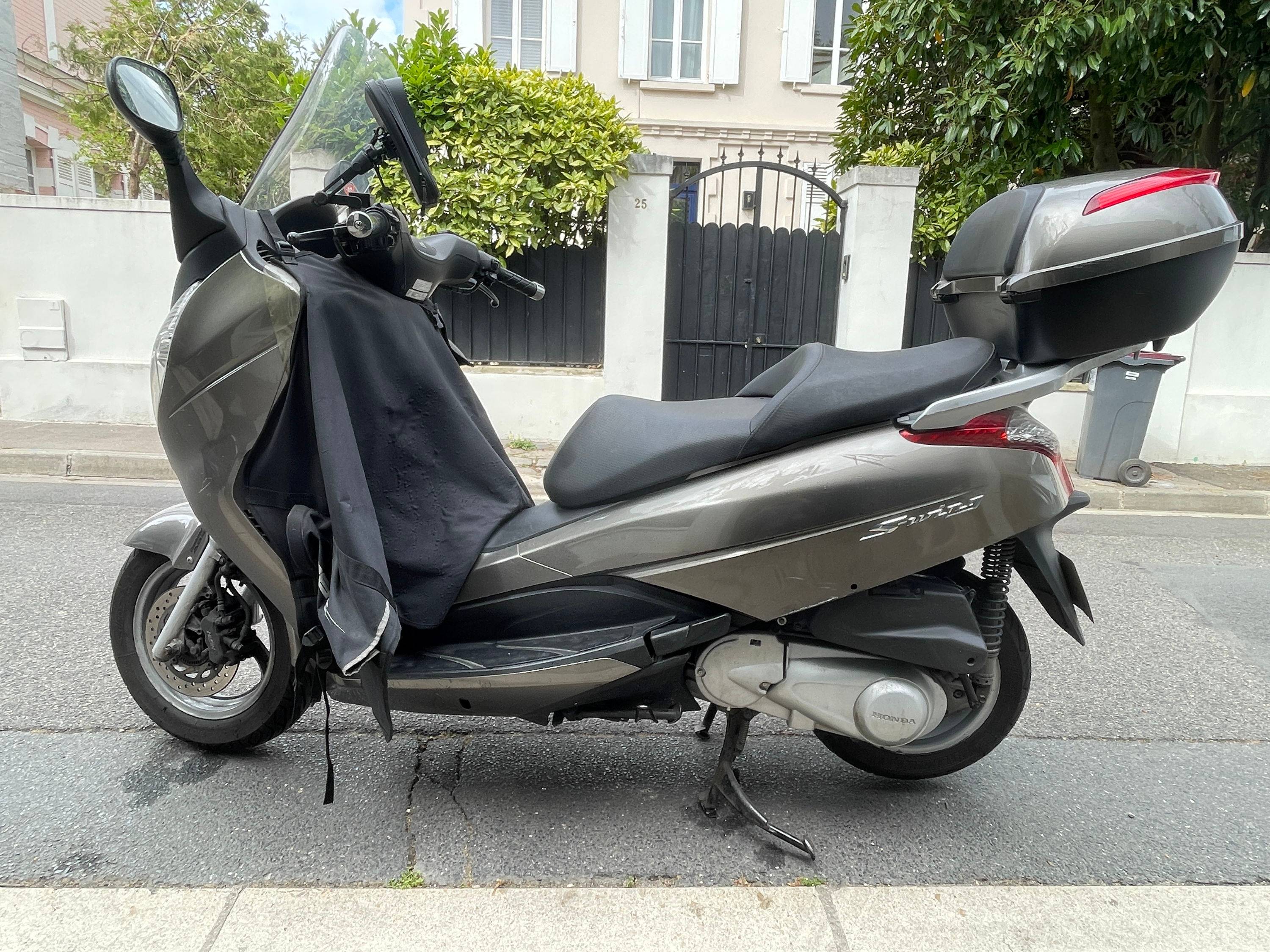 Vends scooter Honda Swing 125 ABS, 2008, 27060km