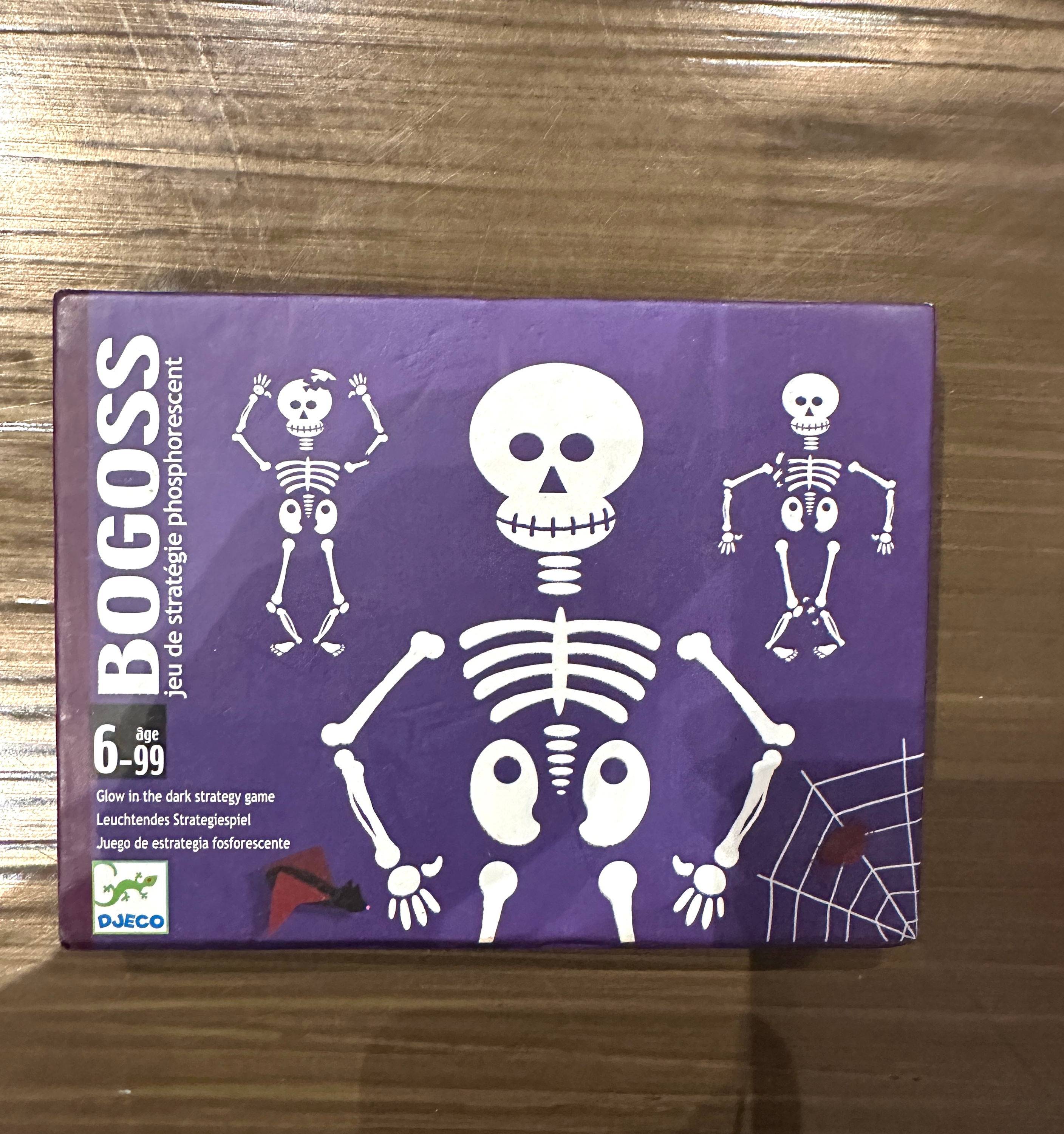 Bogoss, jeu de cartes DJECO