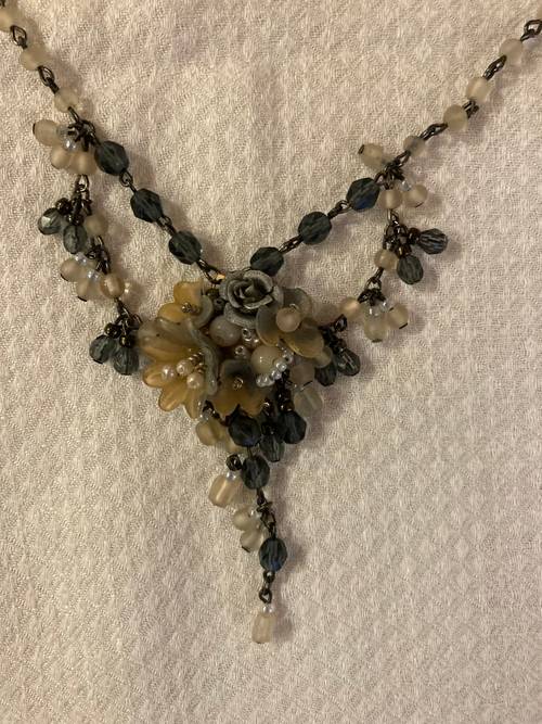 Pendentif et clips vintage romantique Colleen Toland