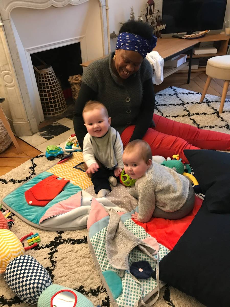 Propose babysitting avec super nounou pour garde partagée sur Paris 17ème