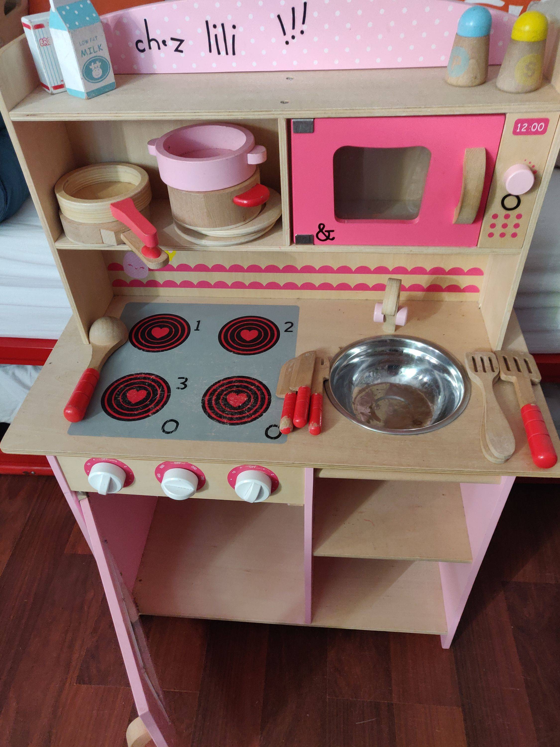 Vends cuisine bois enfant