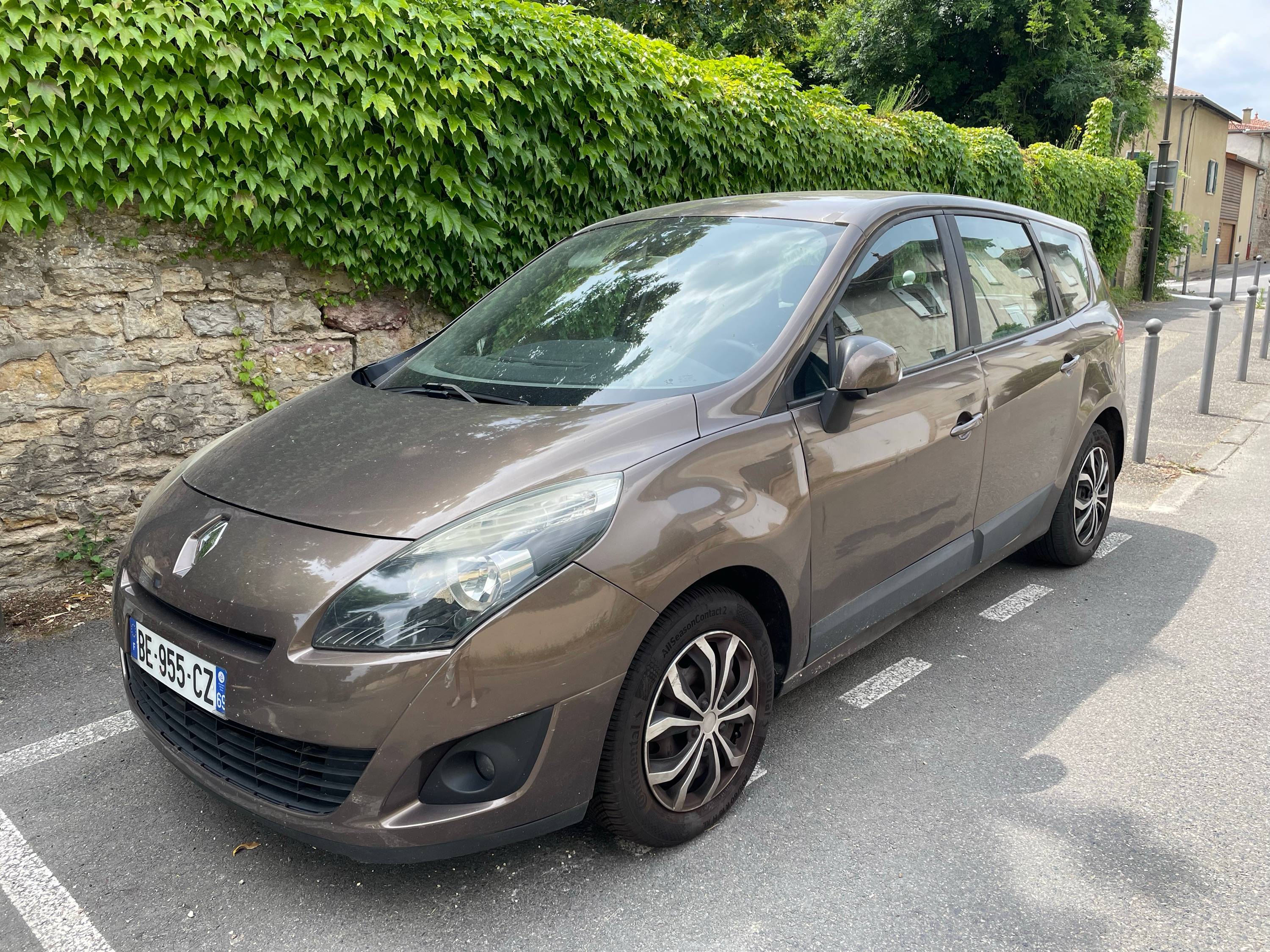 Renault Grand Scénic 3 - 210000 kms - 7 places - 110ch