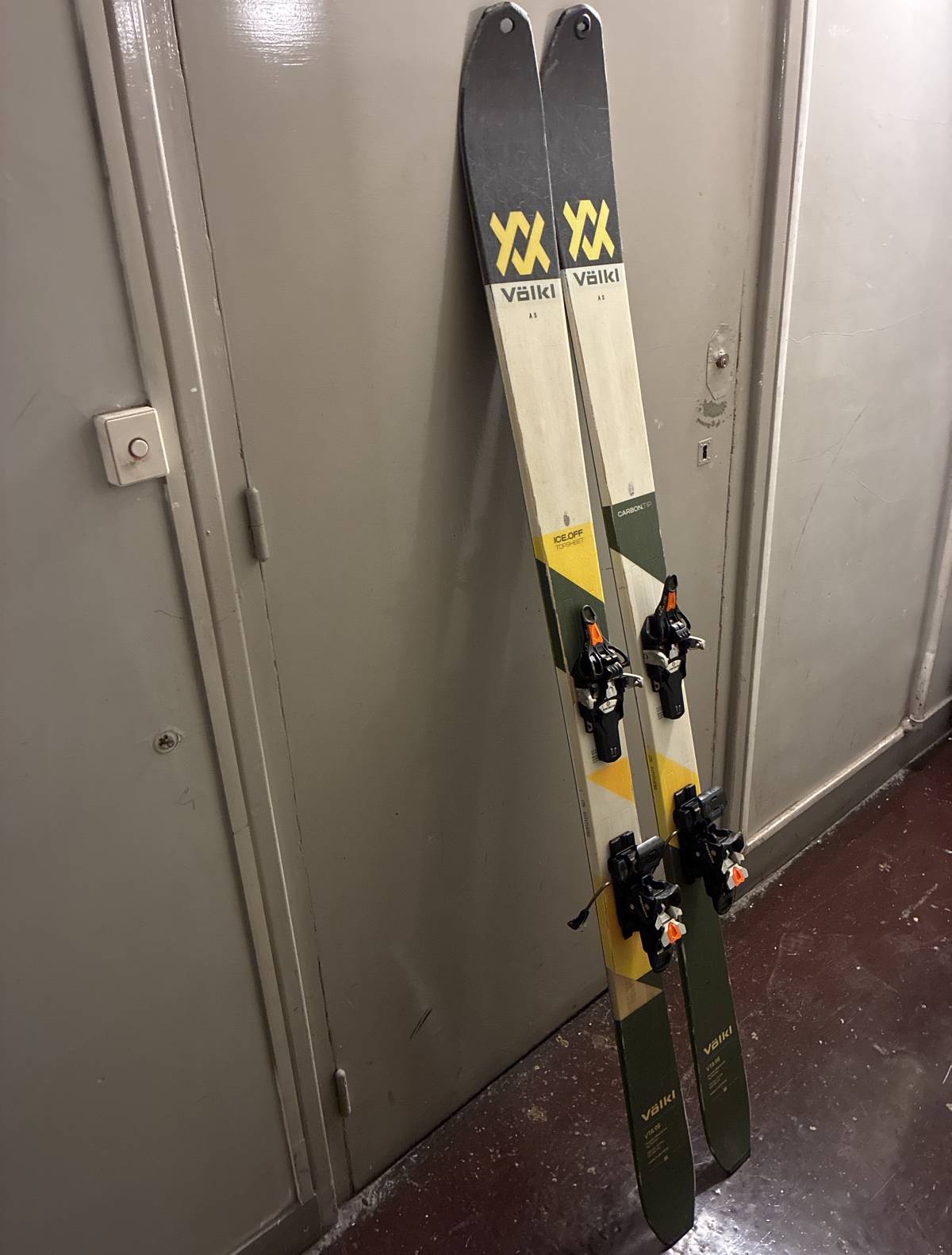 Vends ski de randonnée 170 cm Volkl VTA 98