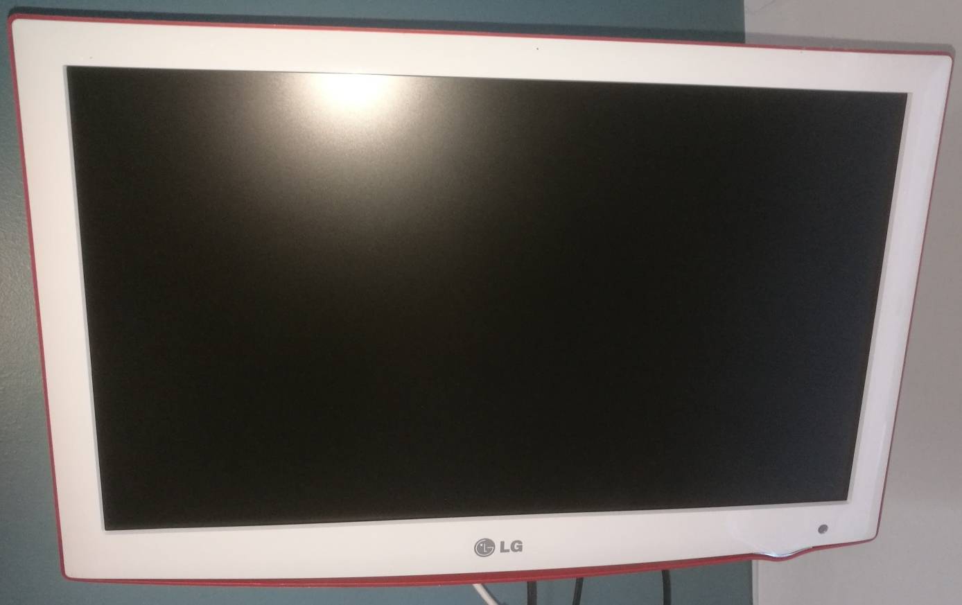 TV LG télécommande + support mural