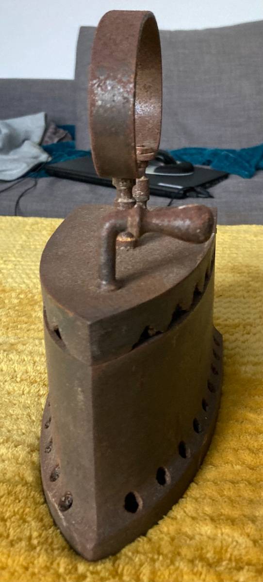 Vends fer à repasser ancien