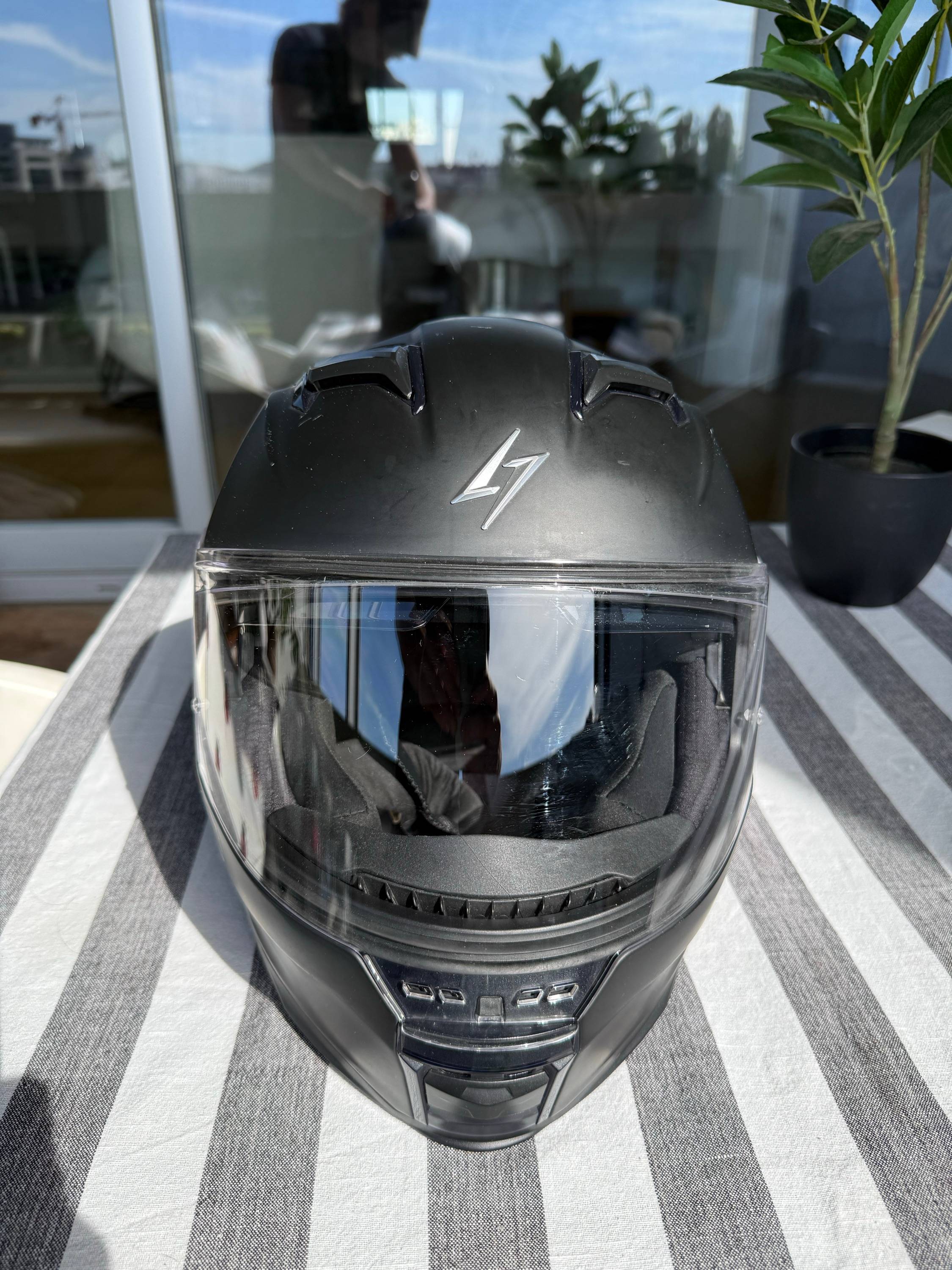 Casque intégral moto Stormer – Taille M – Quasi neuf