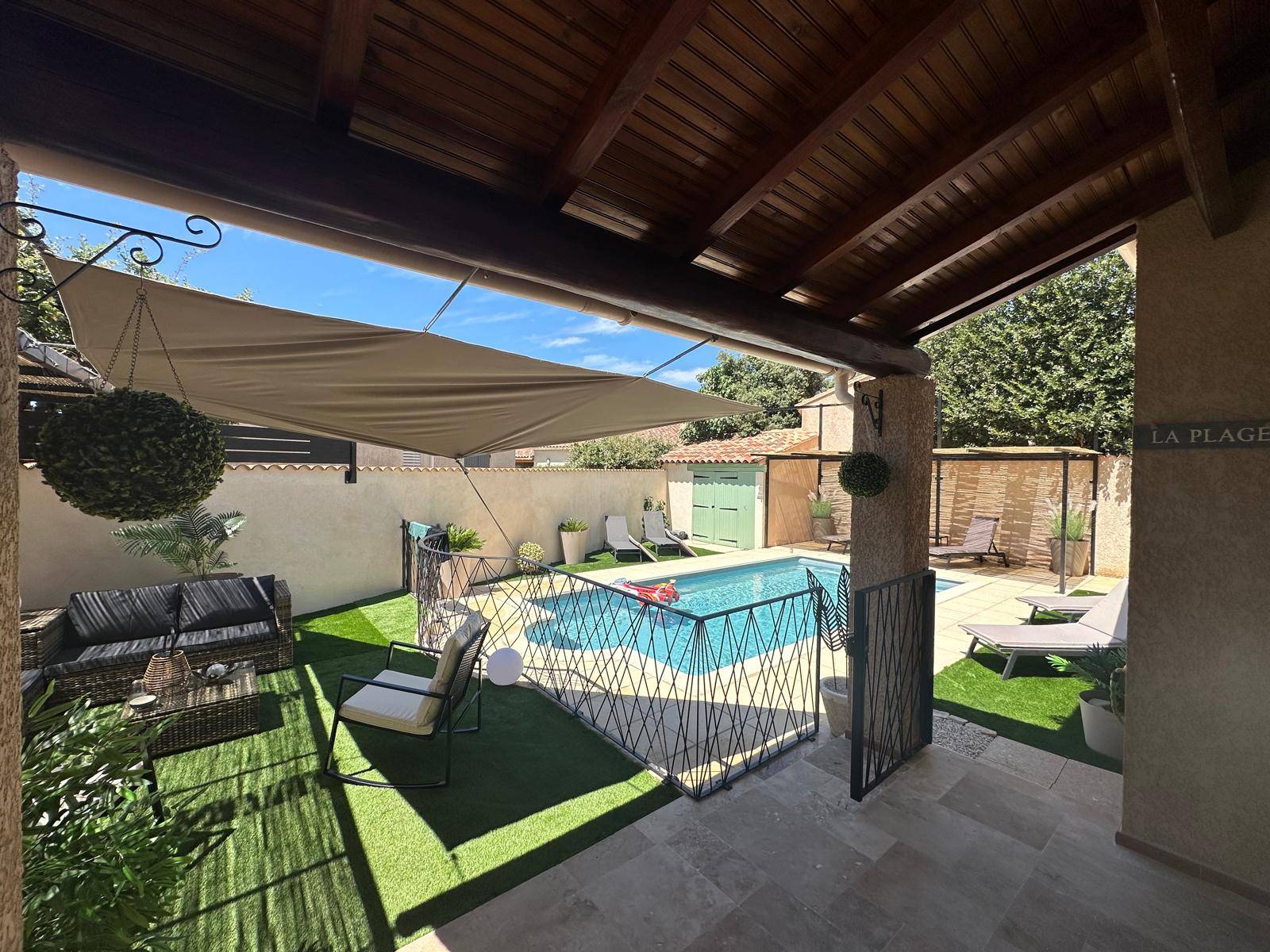 Loue villa en Provence avec piscine - 6 couchages