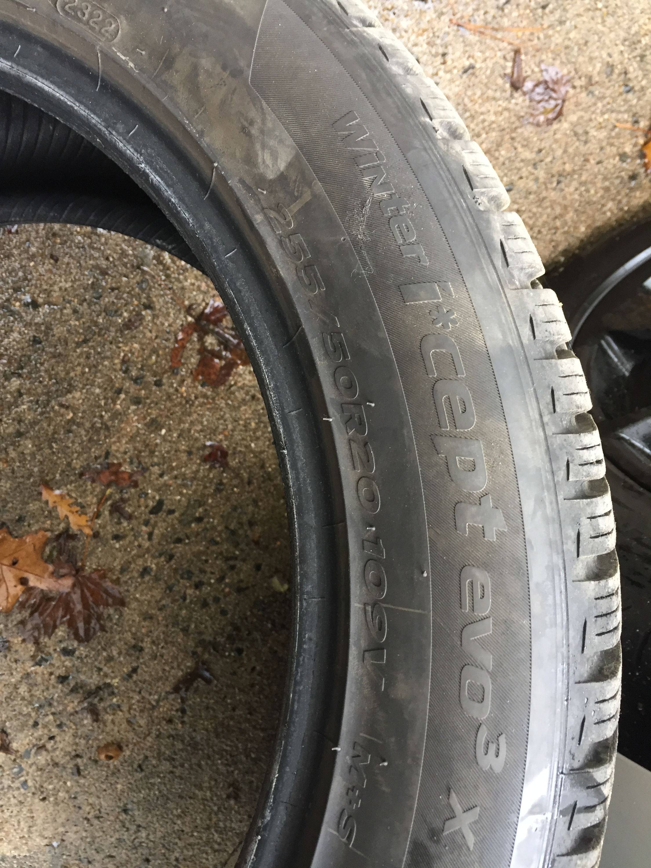 Vends Pneus neige