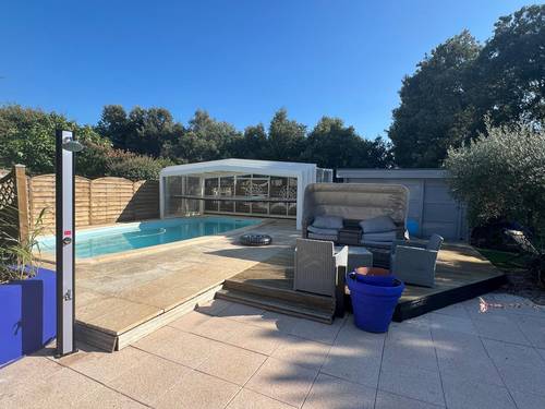 Loue villa climatisée avec piscine privée et jardin clos ombragé - 9 couchages - Les Sables-d’Olonne