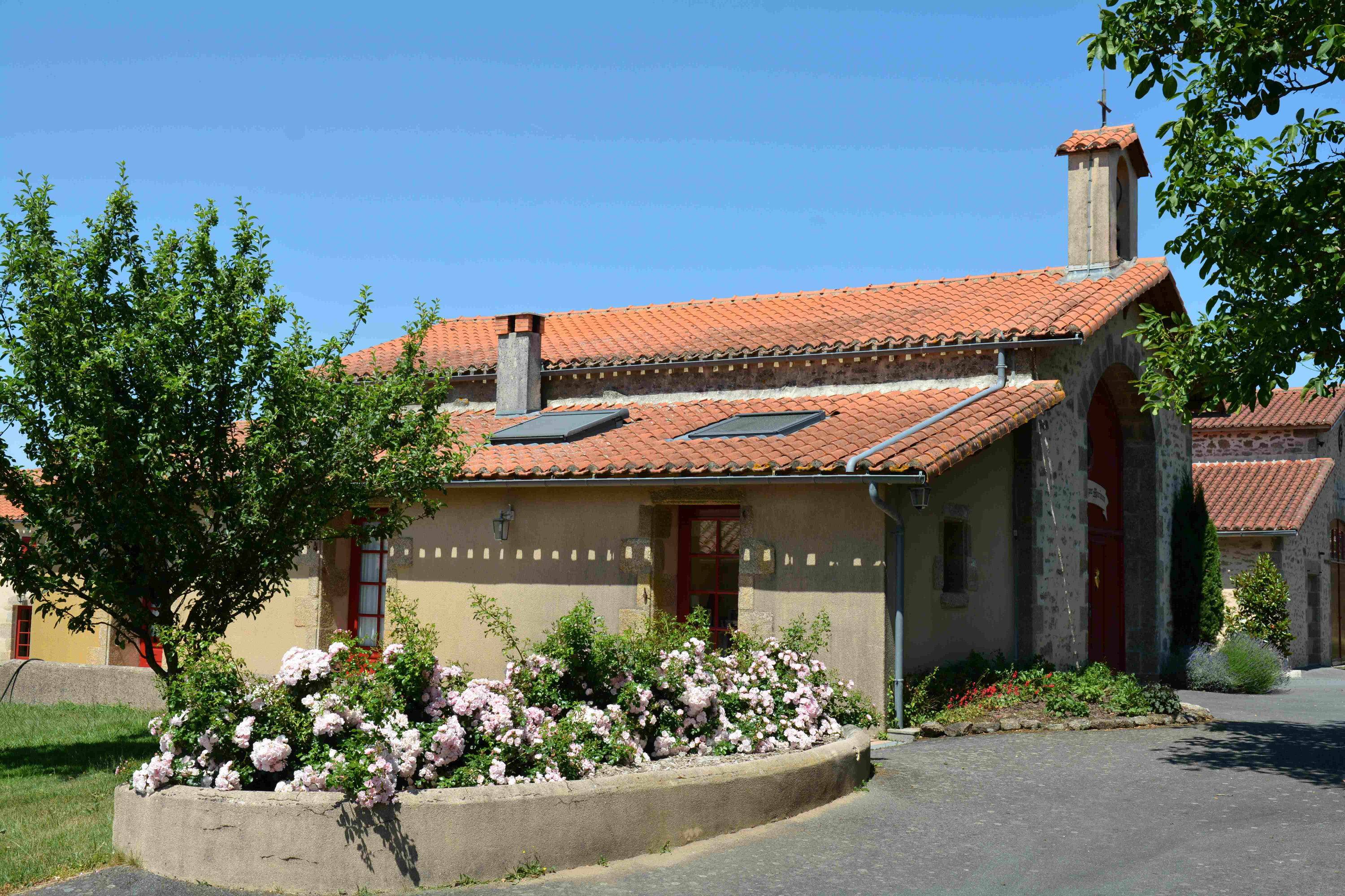 Loue Gîte près du Puy du Fou, à 3min de la Cinéscénie - 3 couchages - (4ème gîte / les 6 gîtes du Logis)