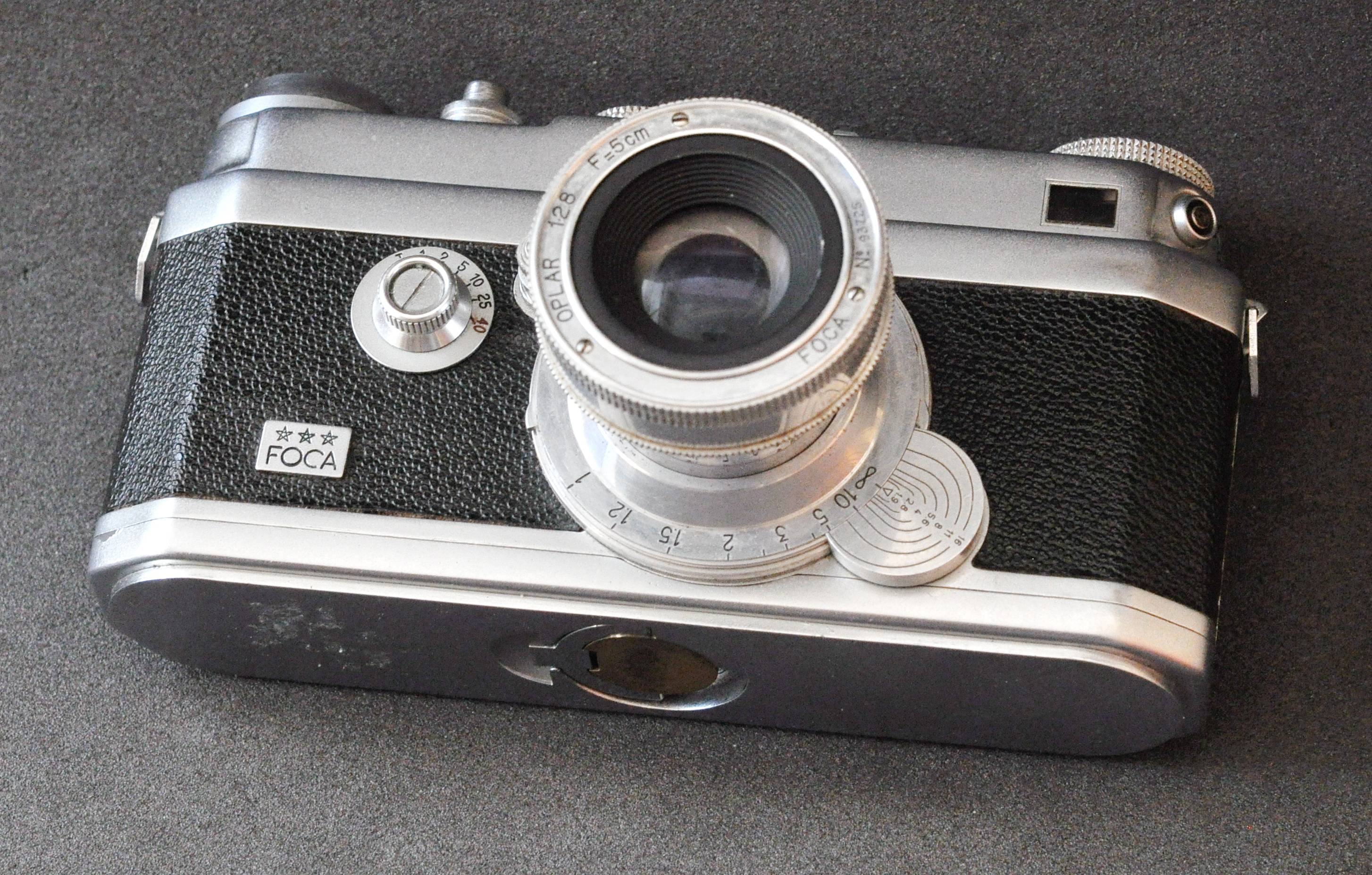 Vends argentique Foca modèle PF3L avec Oplar 1 : 2,8 f=5cm