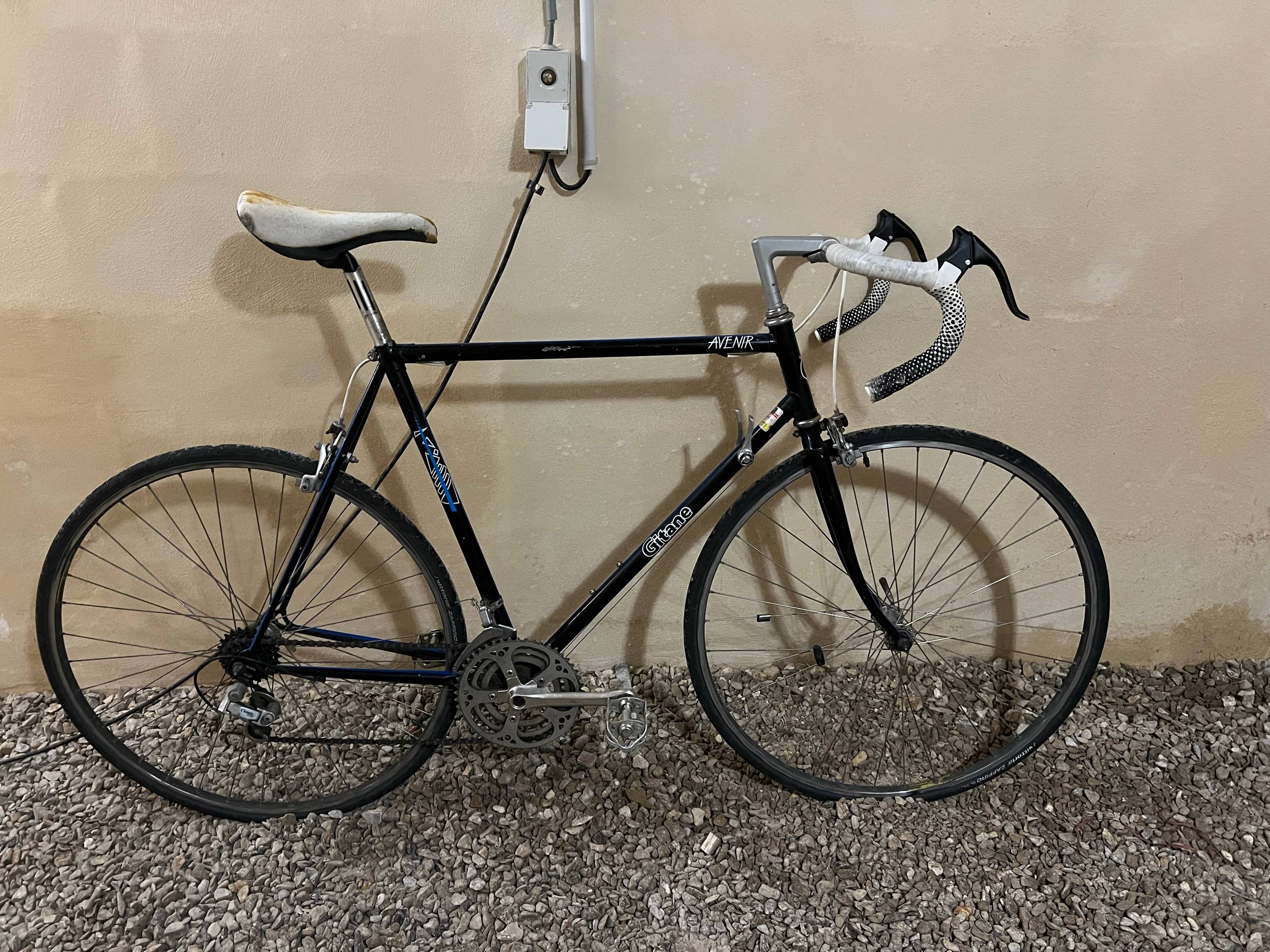 Vends vélo de route Gitane